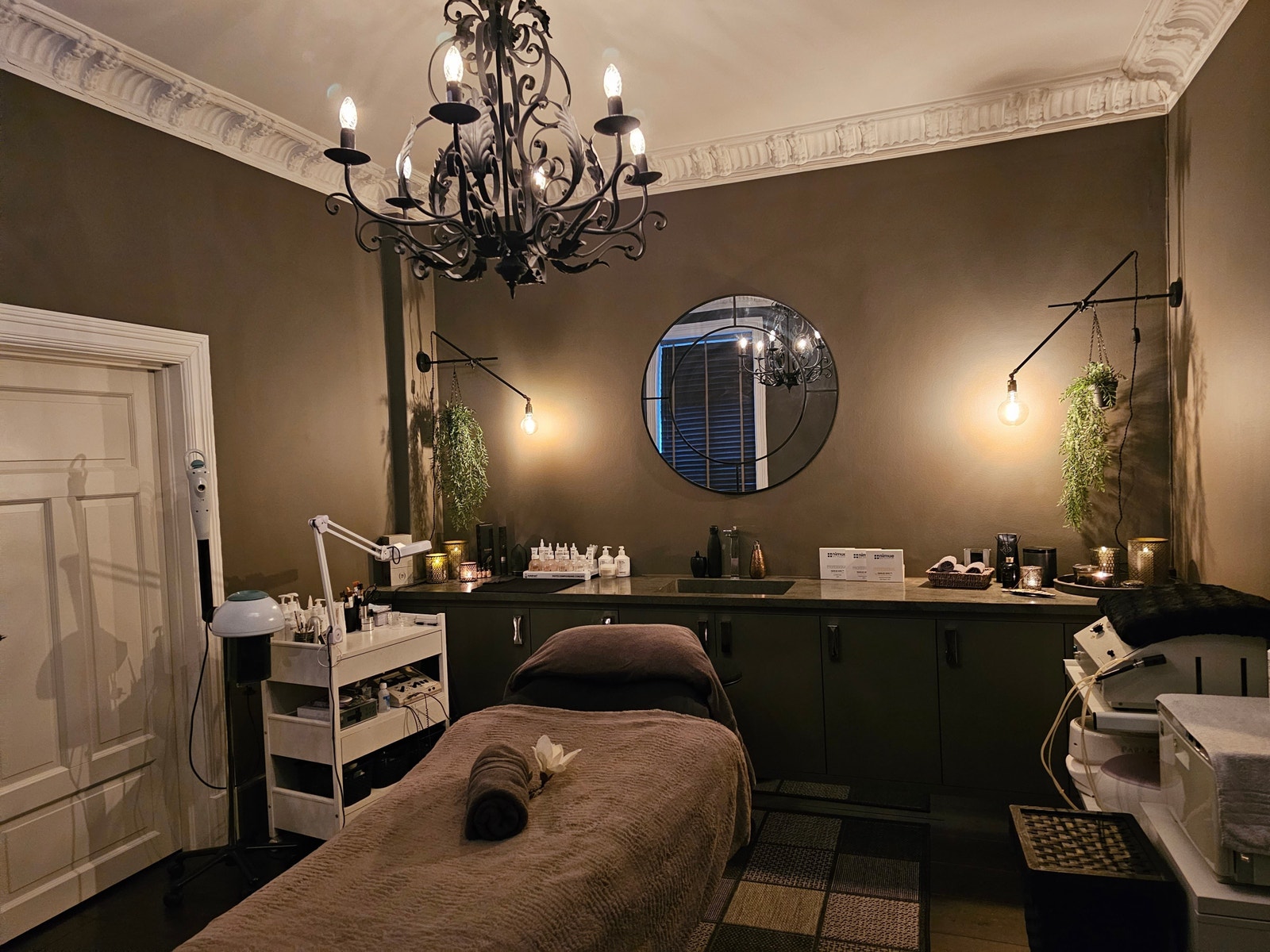 Luxus rom for deg som kun ønsker det beste for dine kunder
Dette kan leies annenhver lørdager (oddetall) og eventuelt på søndager Galleribilde