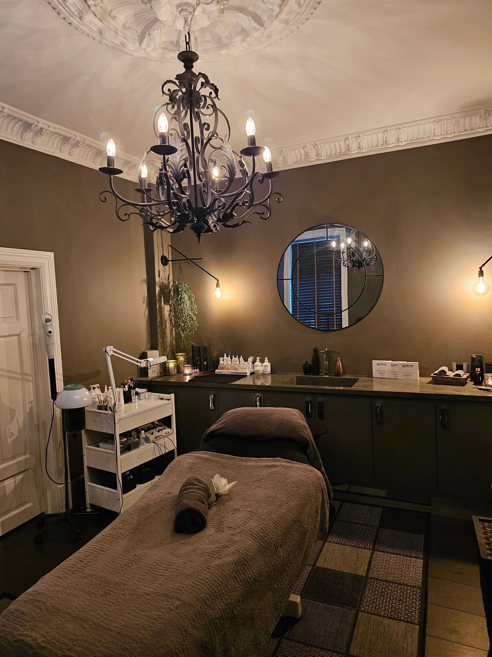 Luxus rom Nr. 1 - for deg som ønsker det beste for dine kunder
Dette kan leies annenhver lørdager (oddetall)
Innlagt vann. Ledig også søndager Galleribilde