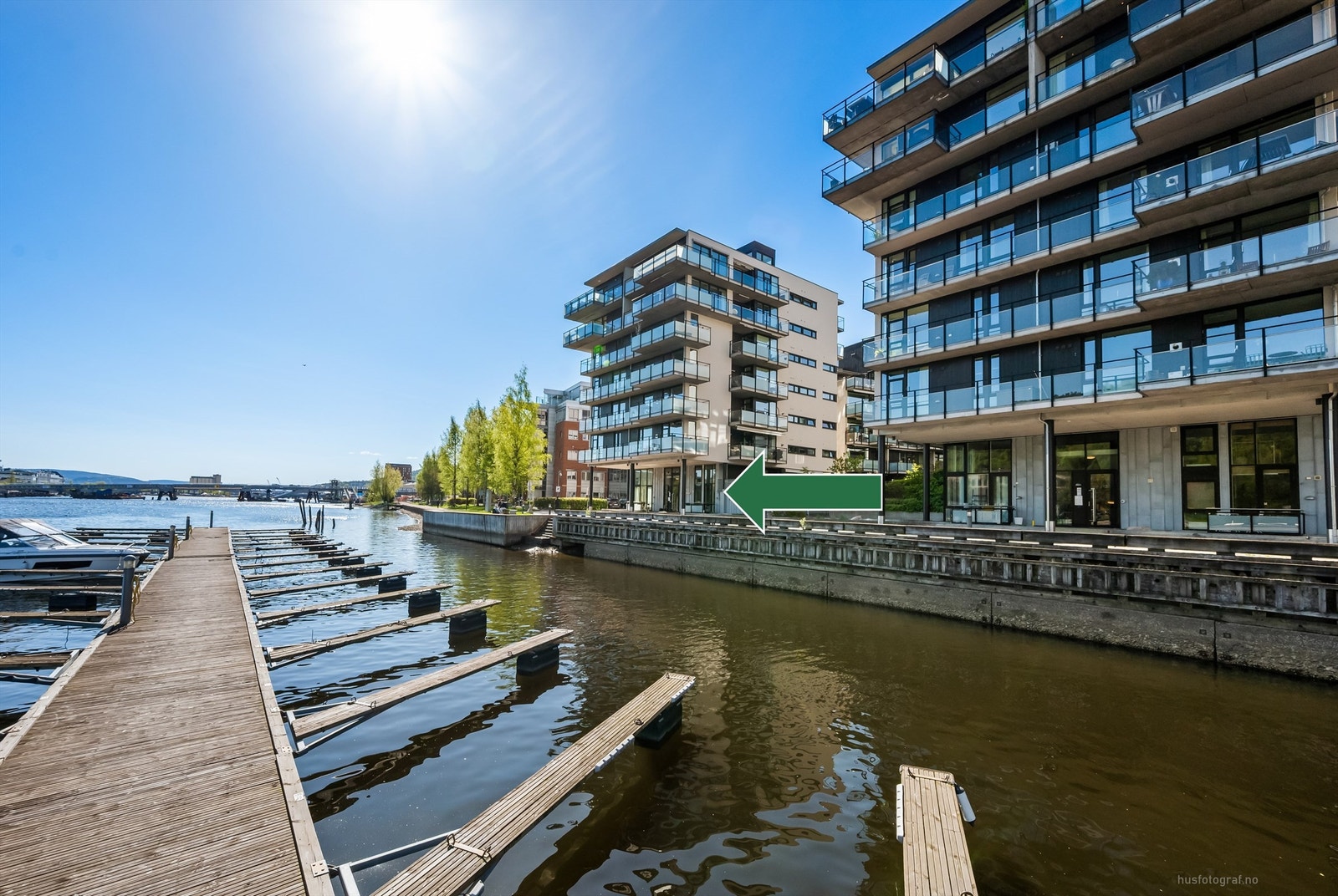 Leiligheten har en sentral og pendlervennlig beliggenhet Galleribilde