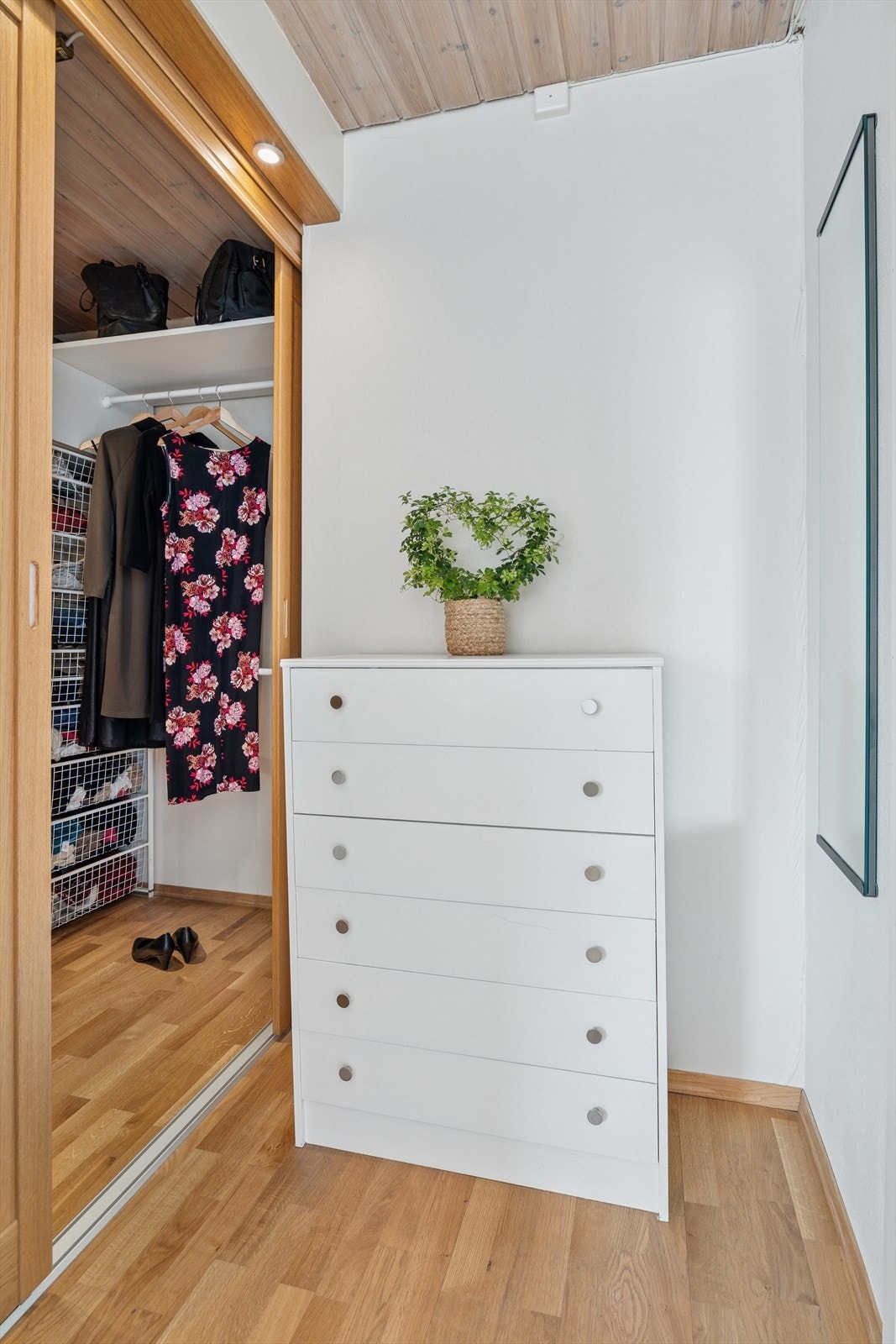 Soverom I Galleribilde