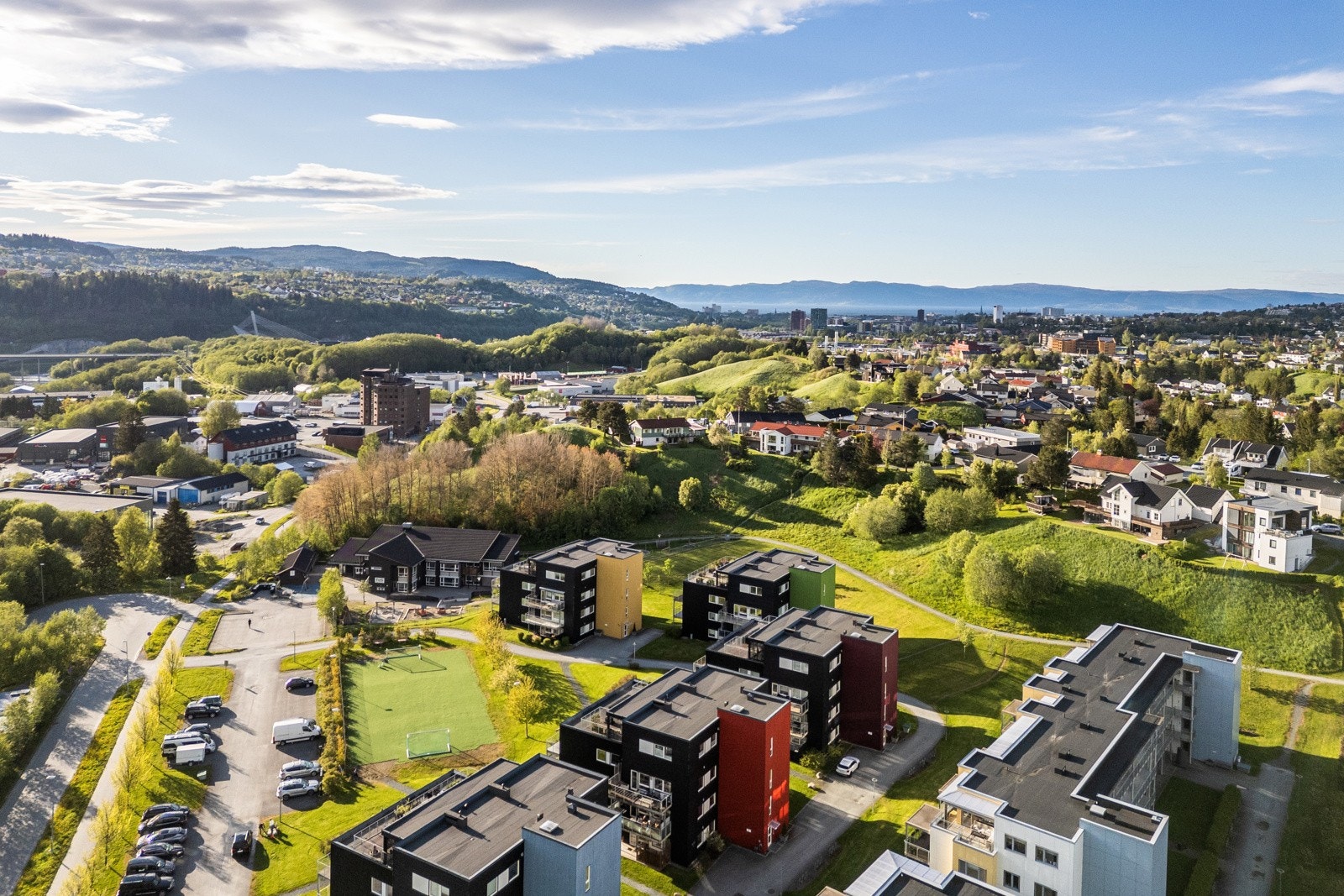 De trygge omgivelsene, og korte avstandene, gjør dette til et attraktivt område for alle aldersgrupper. Galleribilde