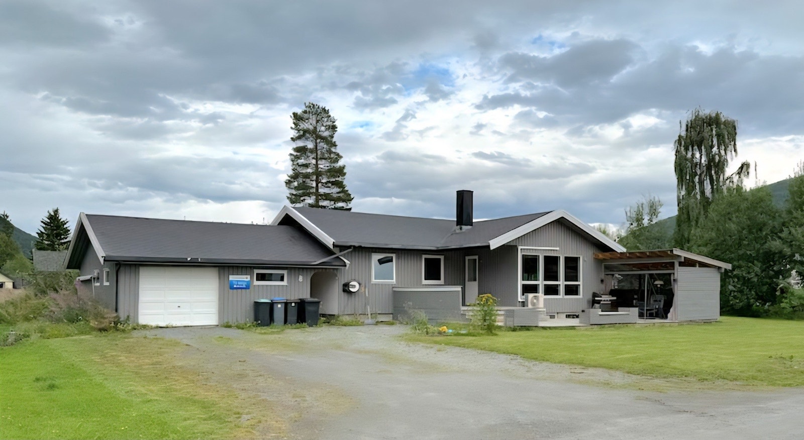 Velkommen til Bregneveien 8 - presentert av Eiendomsmegler1 Nord-Norge Galleribilde