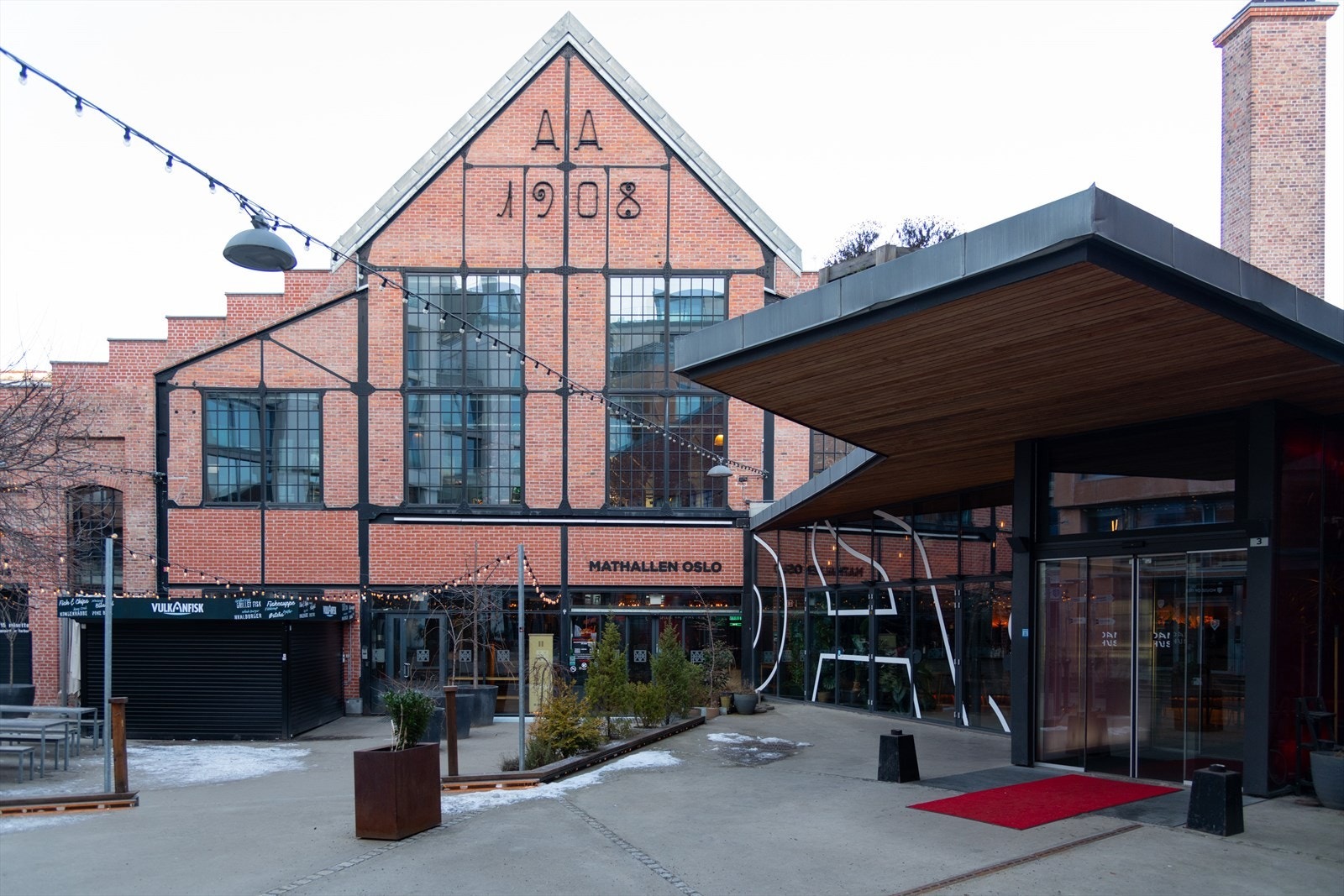 Vulkan byr på mye godt og har flere serveringssteder samt delikatesse fortetninger. Galleribilde