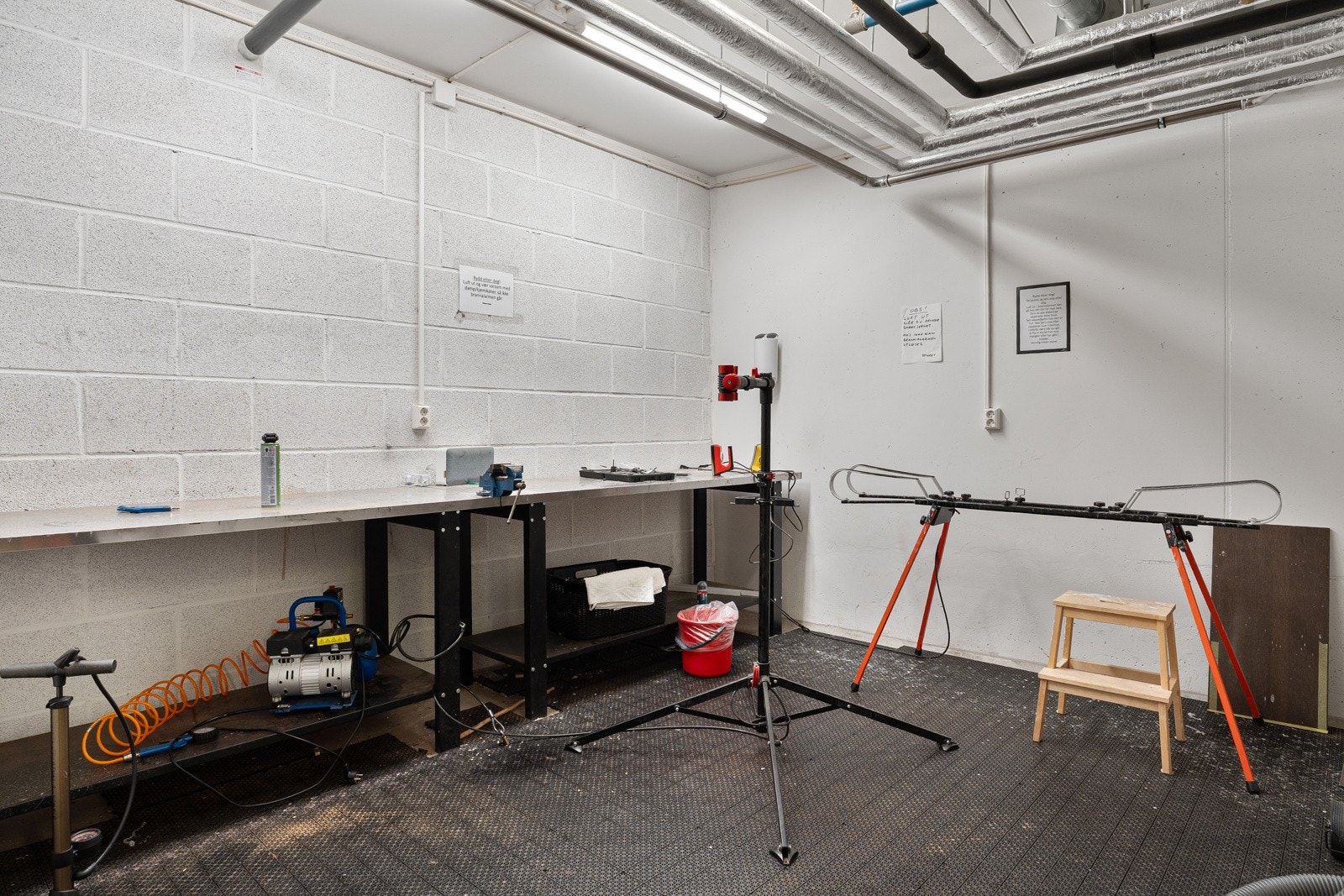 Felles hobbyrom. Galleribilde