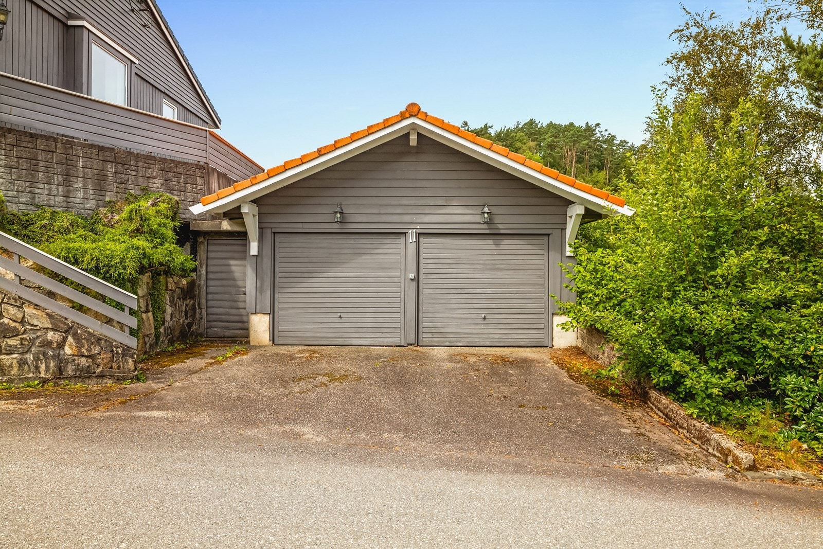 Dobbelgarasje på 44 kvm Galleribilde