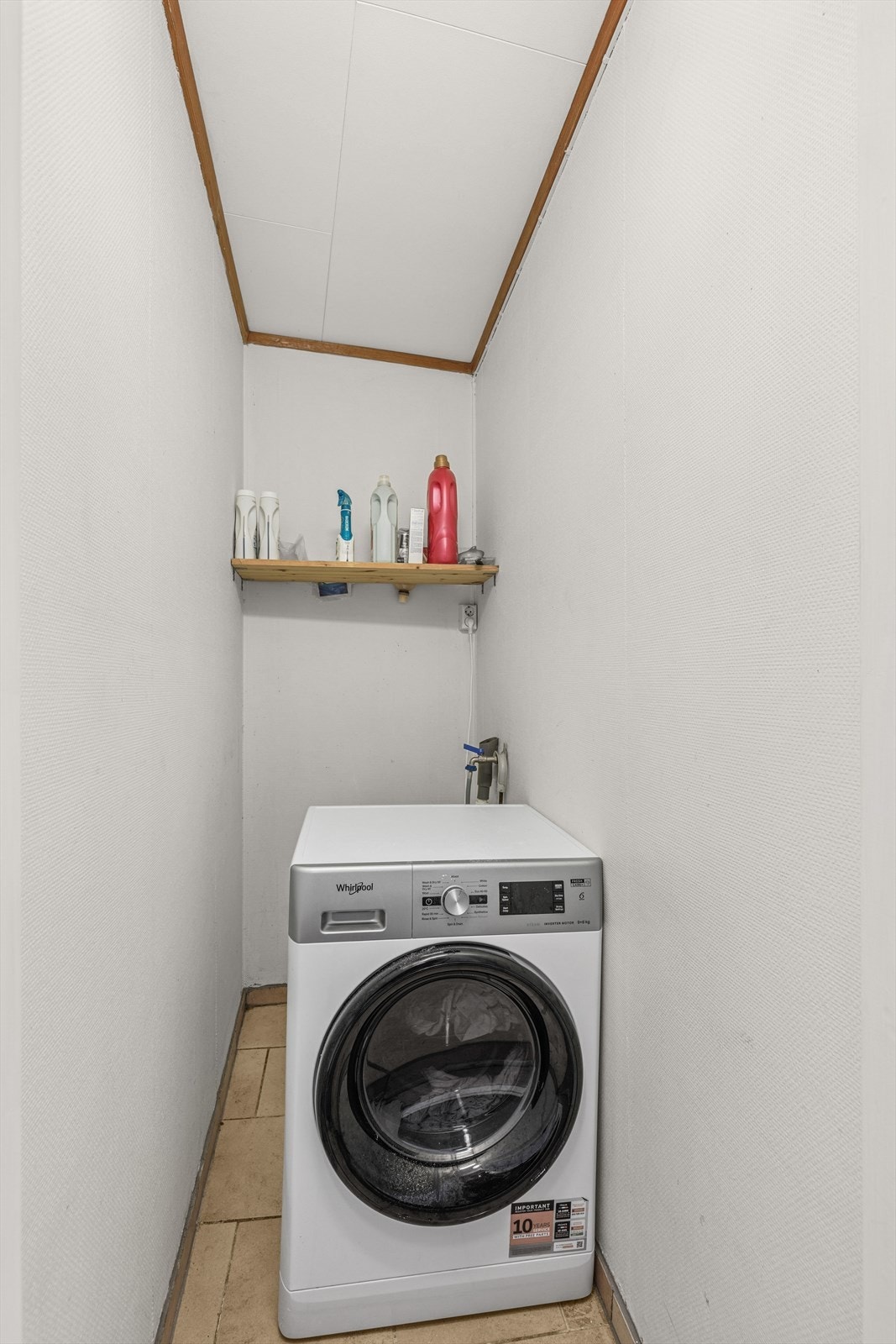 Vaskerom Galleribilde