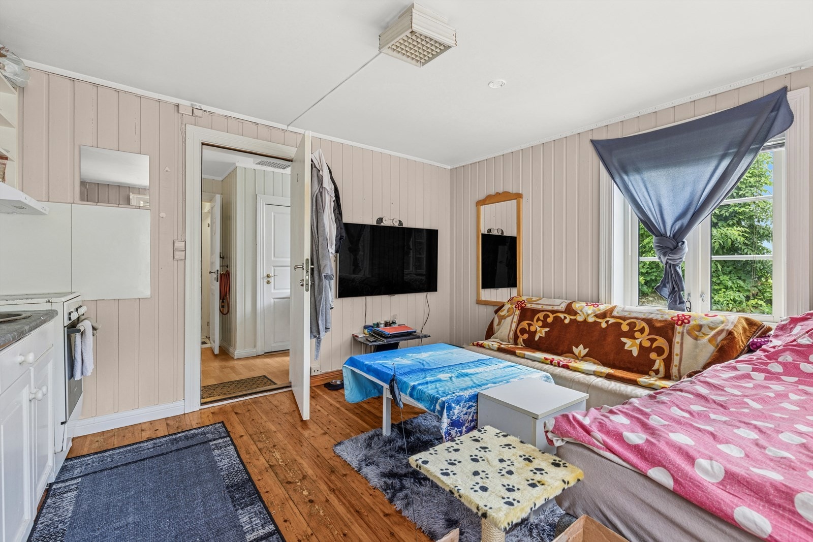 Hybel 2, Stue/kjøkken Galleribilde