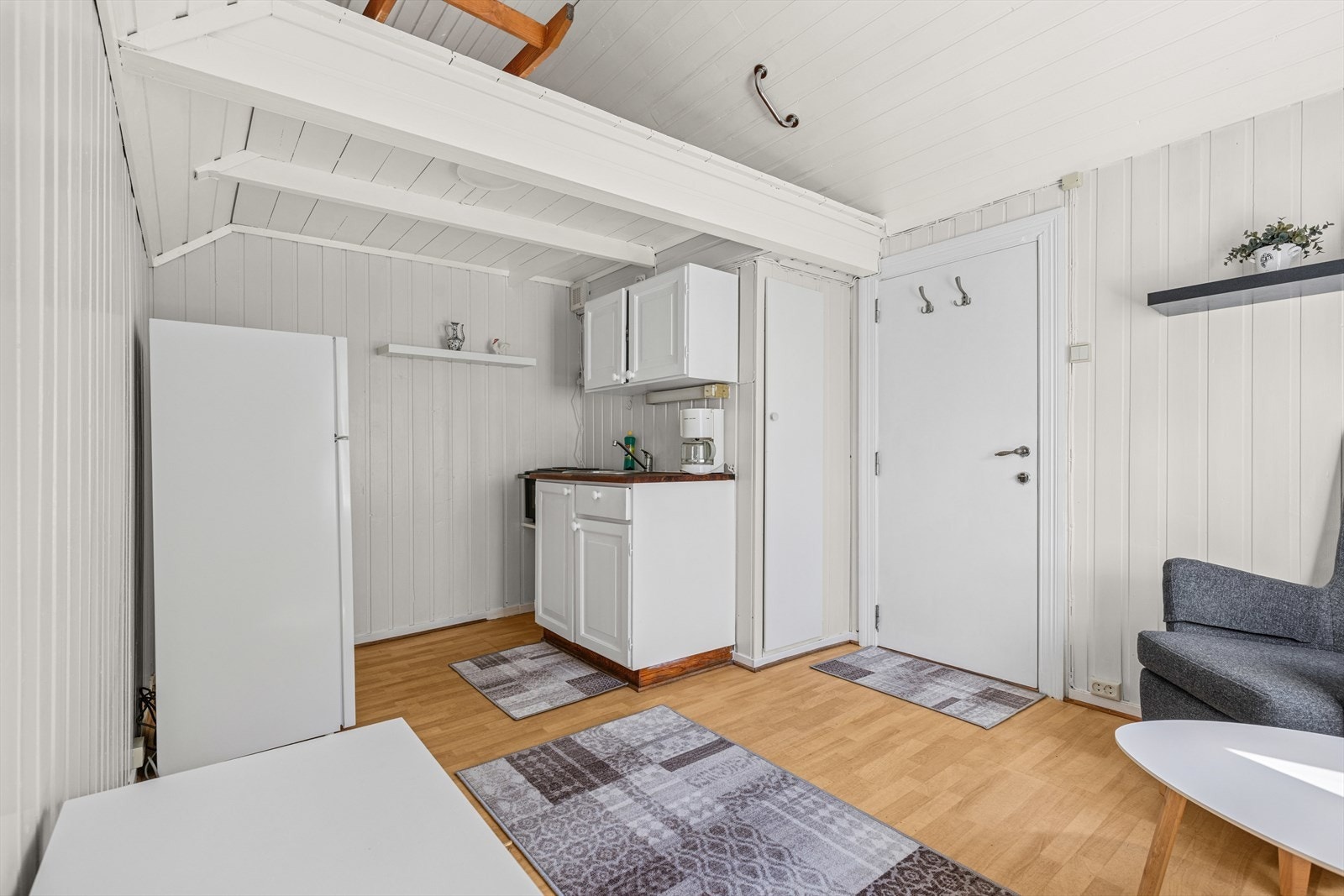 Hybel 3, kjøkken og hems. Galleribilde