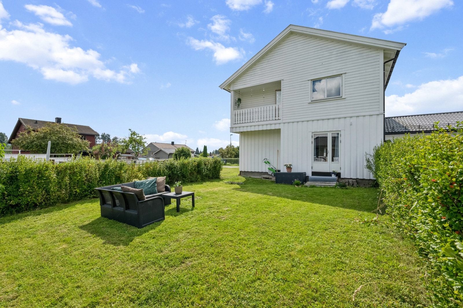 Leiliheten disponerer egen hagedel Galleribilde