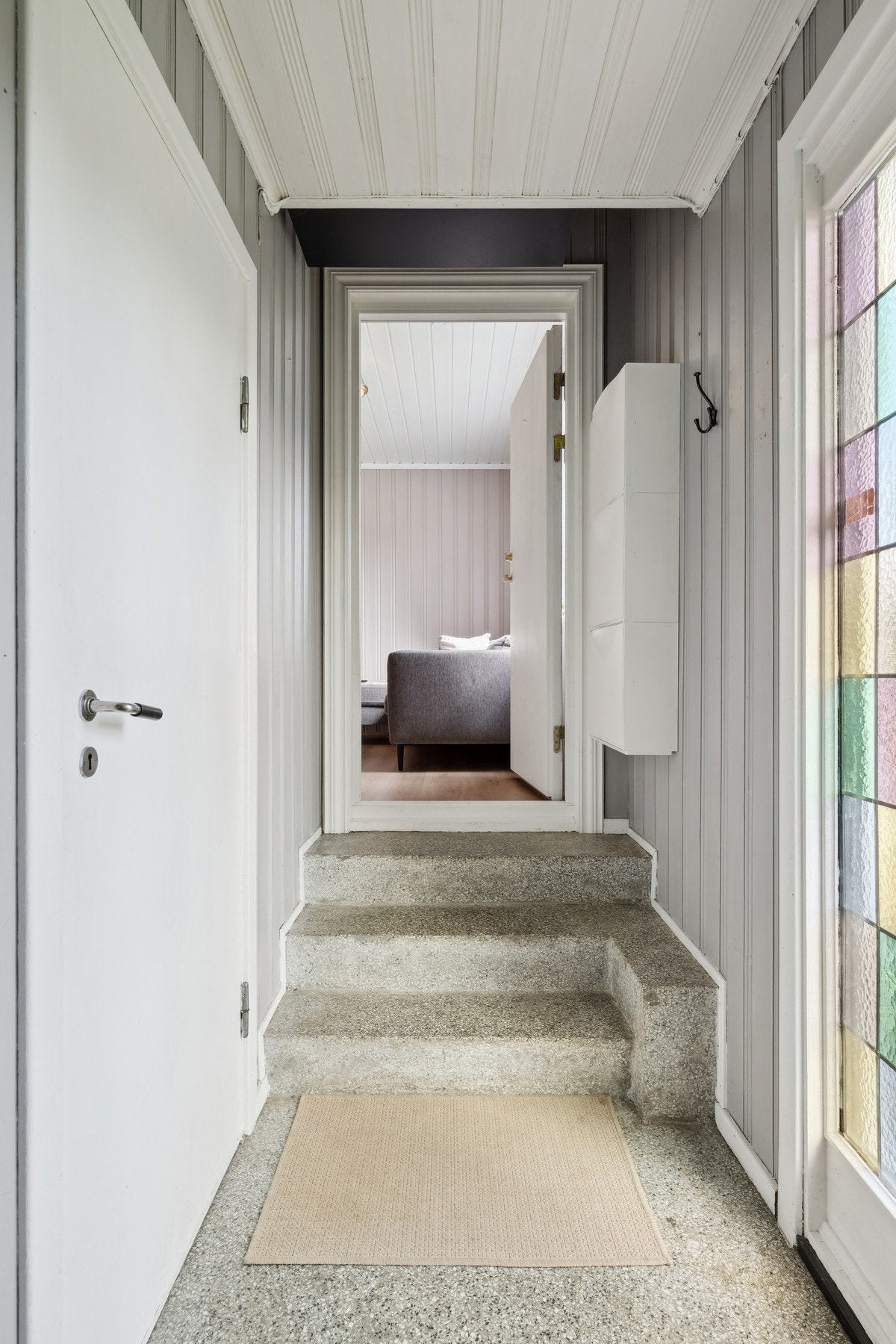 Felles inngangsparti med trapp opp til leiligheten Galleribilde