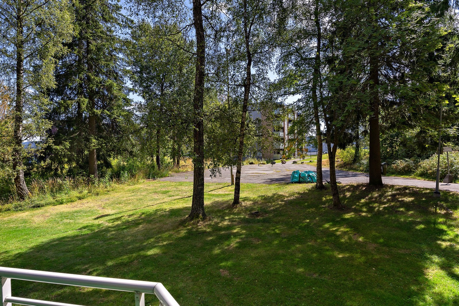 Utsikt fra balkong Galleribilde