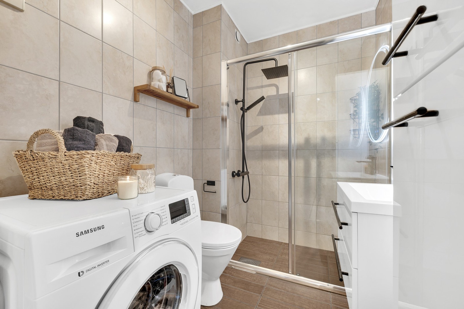 Pent flislagt bad på 3,5 kvm. Galleribilde