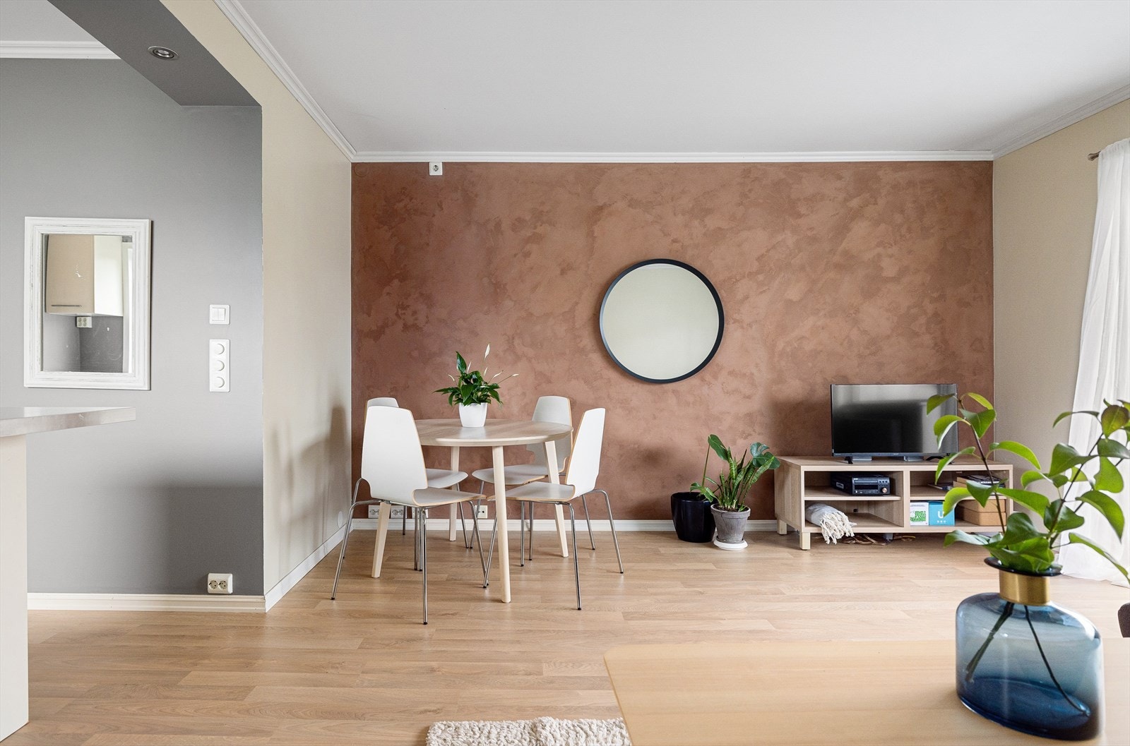 Lyse moderne overflater og en god planløsning. Galleribilde