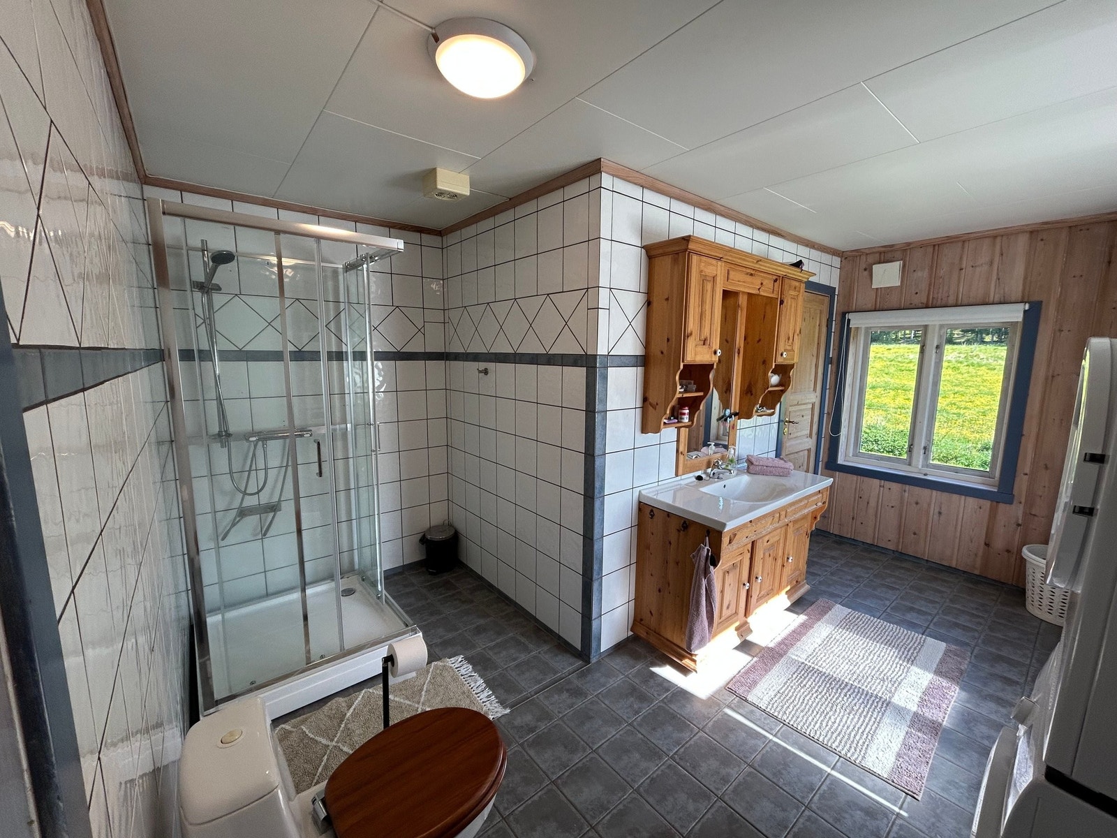 Bad med dusj Galleribilde