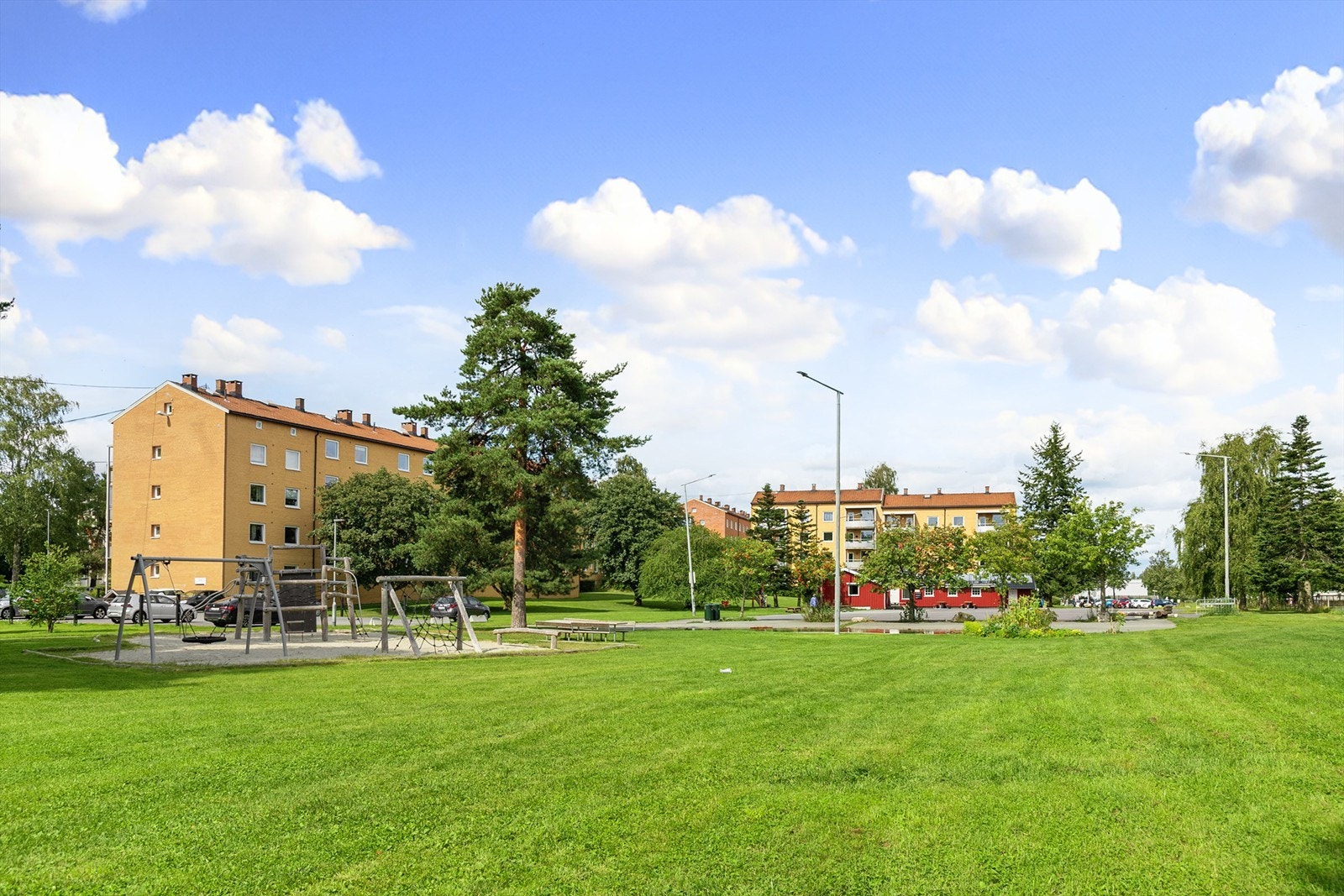 Borettslaget er omgitt av store grøntområder Galleribilde