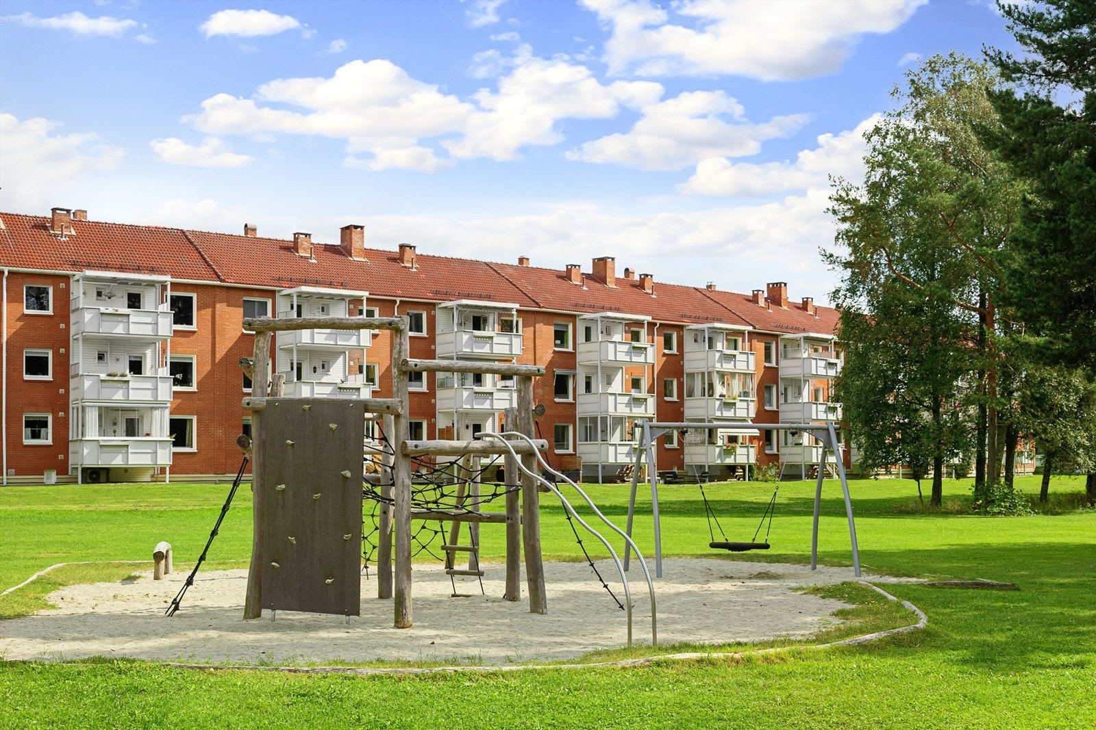 Det er flere lekeplasser i umiddelbar nærhet Galleribilde