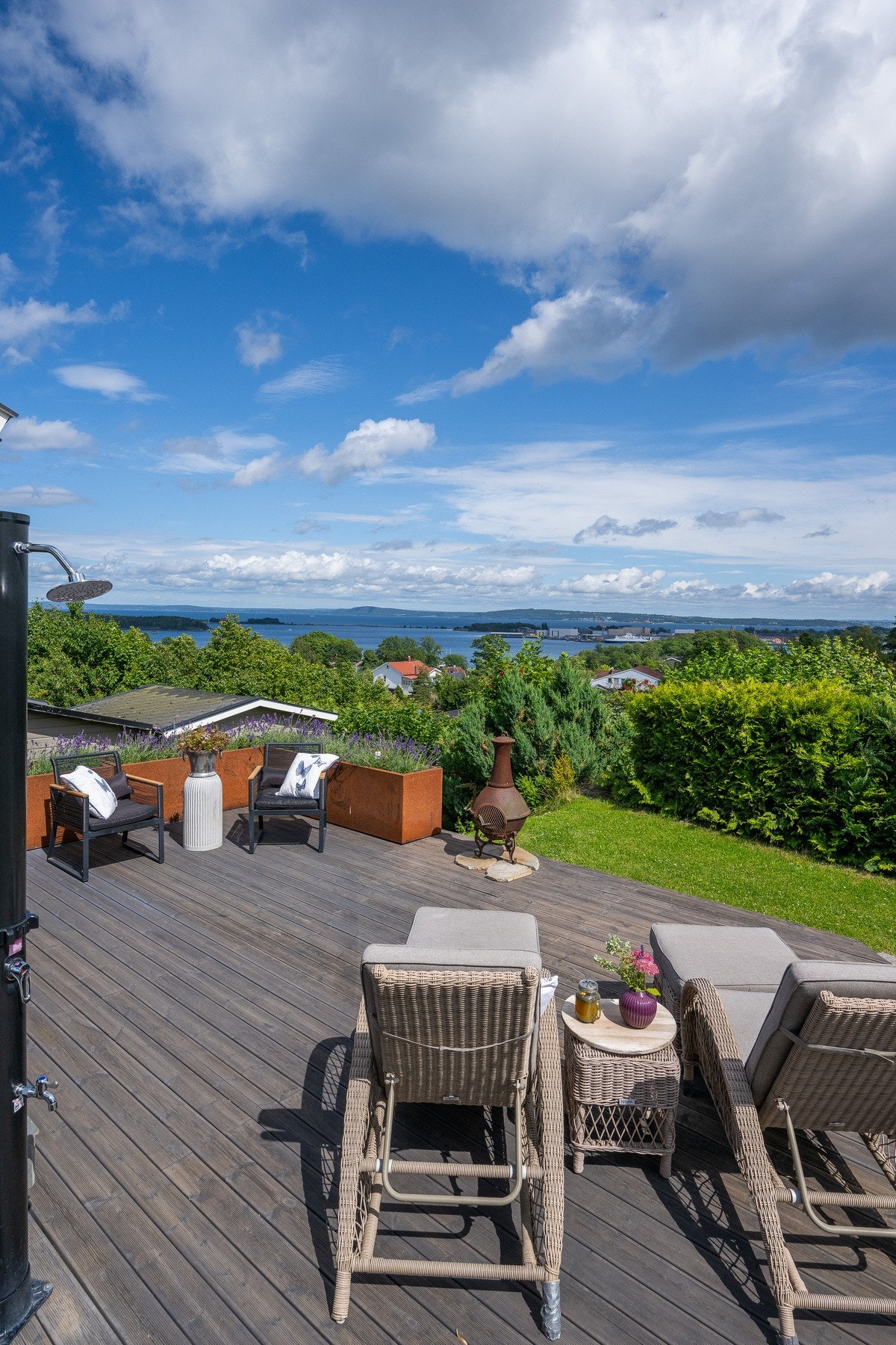 Beliggende i Laskenlia med gode solforhold Galleribilde