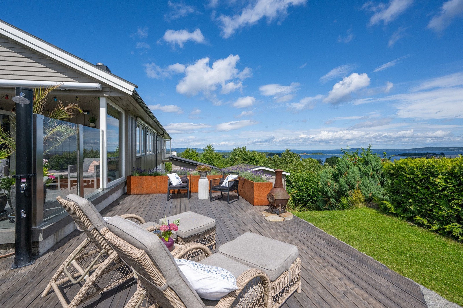 Sommerterrasse i Tiurstien 11 Galleribilde