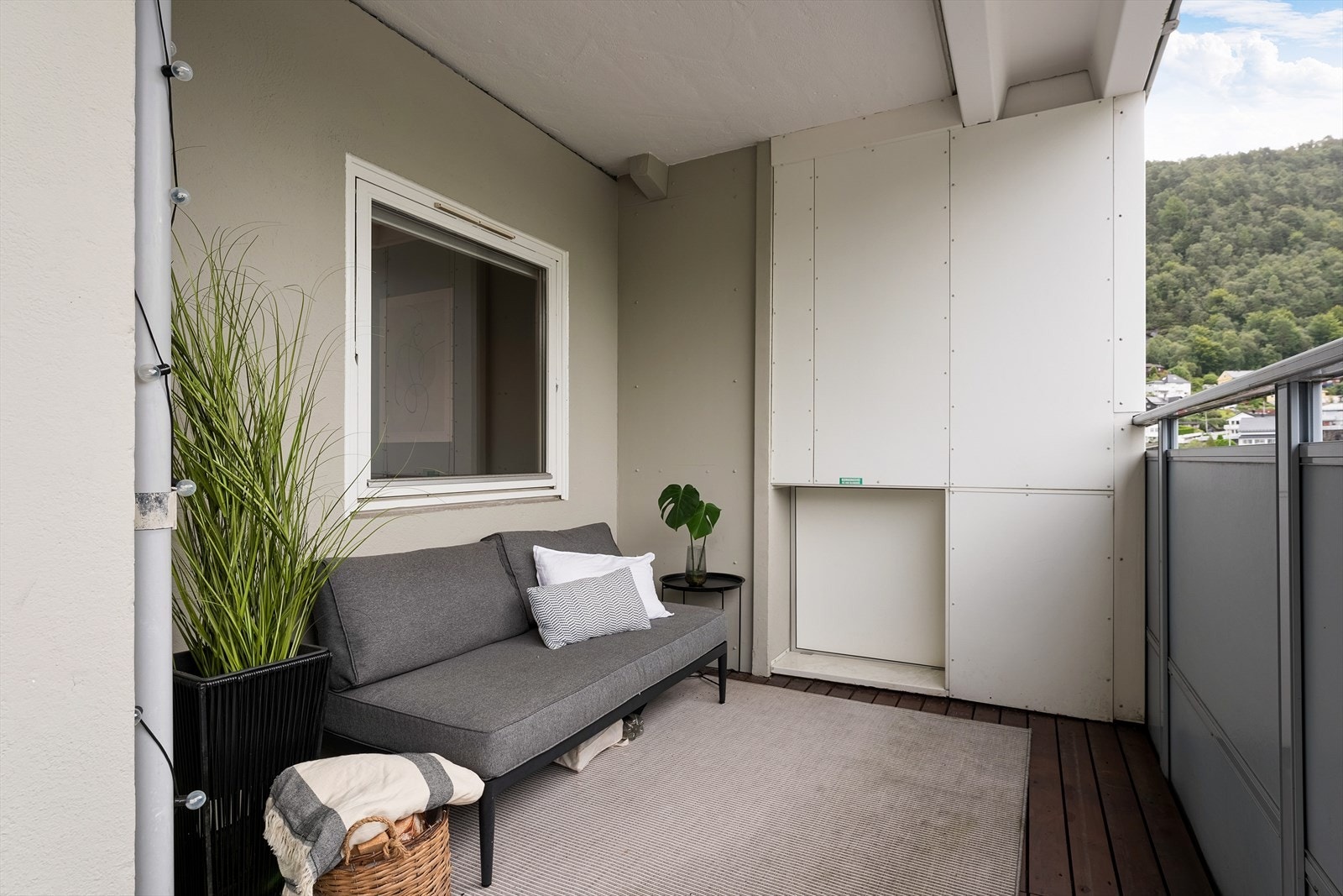 Altanen er på 13 m² Galleribilde