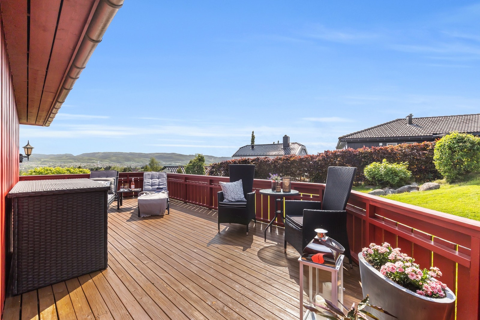 Her er det god plass til flere sittegrupper. Galleribilde