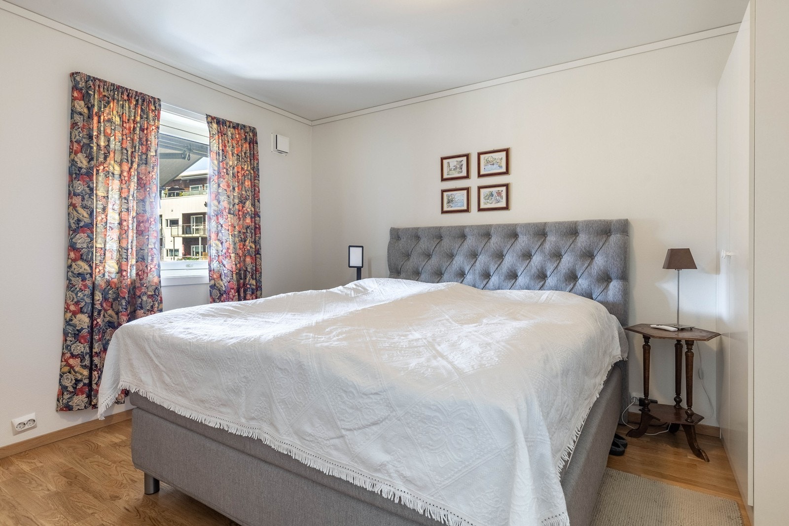 Romslig hovedsoverom Galleribilde