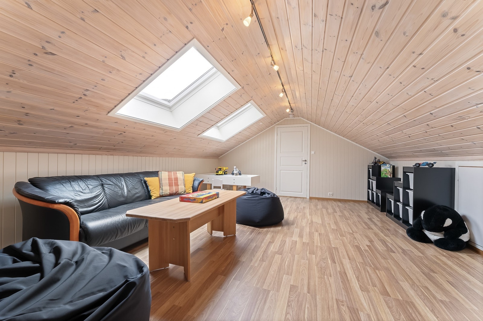 Loftstue Galleribilde