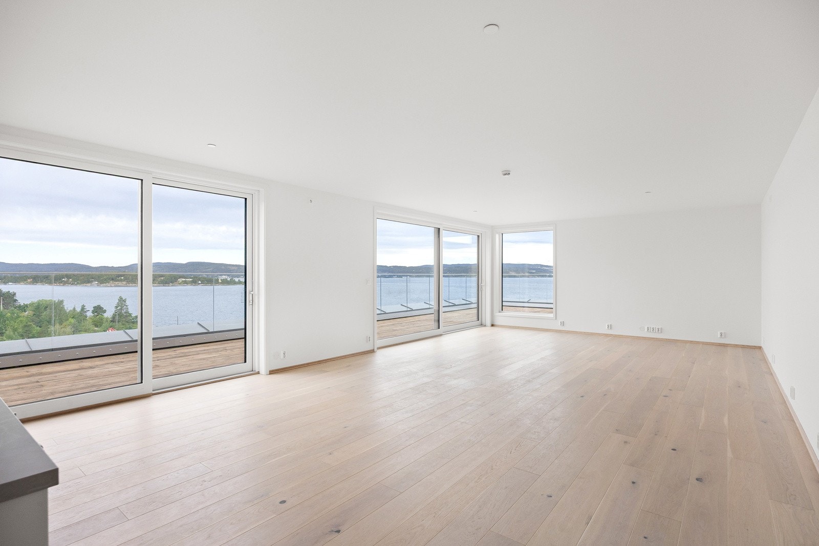 Fleksible møbleringsmuligheter som gjør det enkelt å skape et interiør etter egen smak. Galleribilde