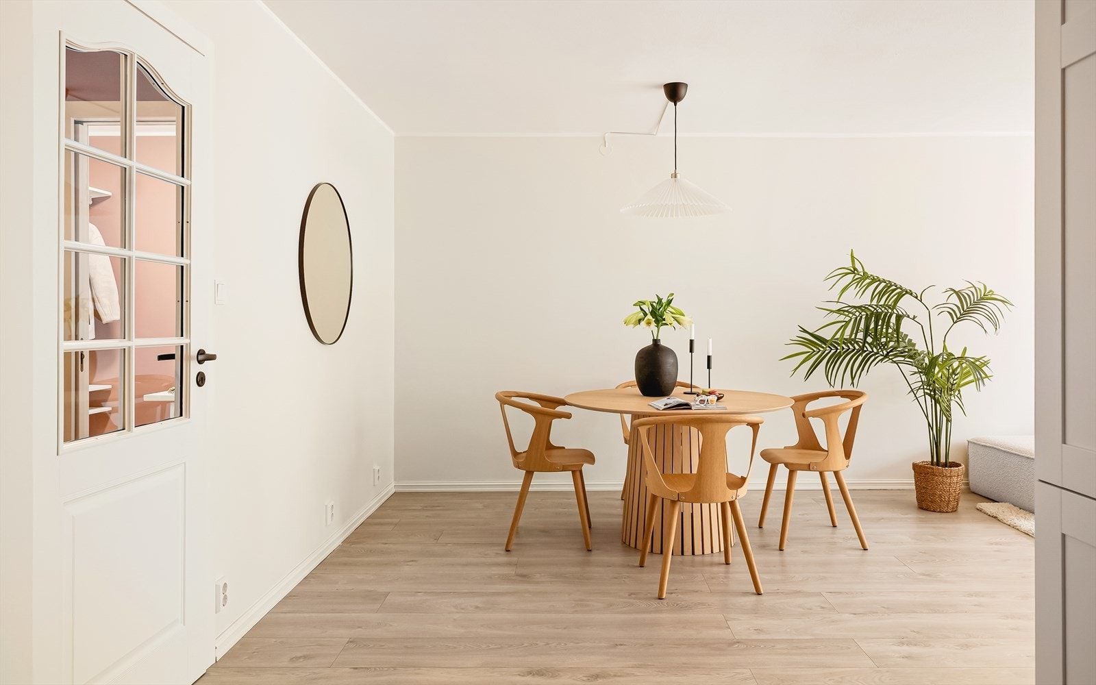 Merk deg det lekre 1-stavs laminatgulvet! Galleribilde