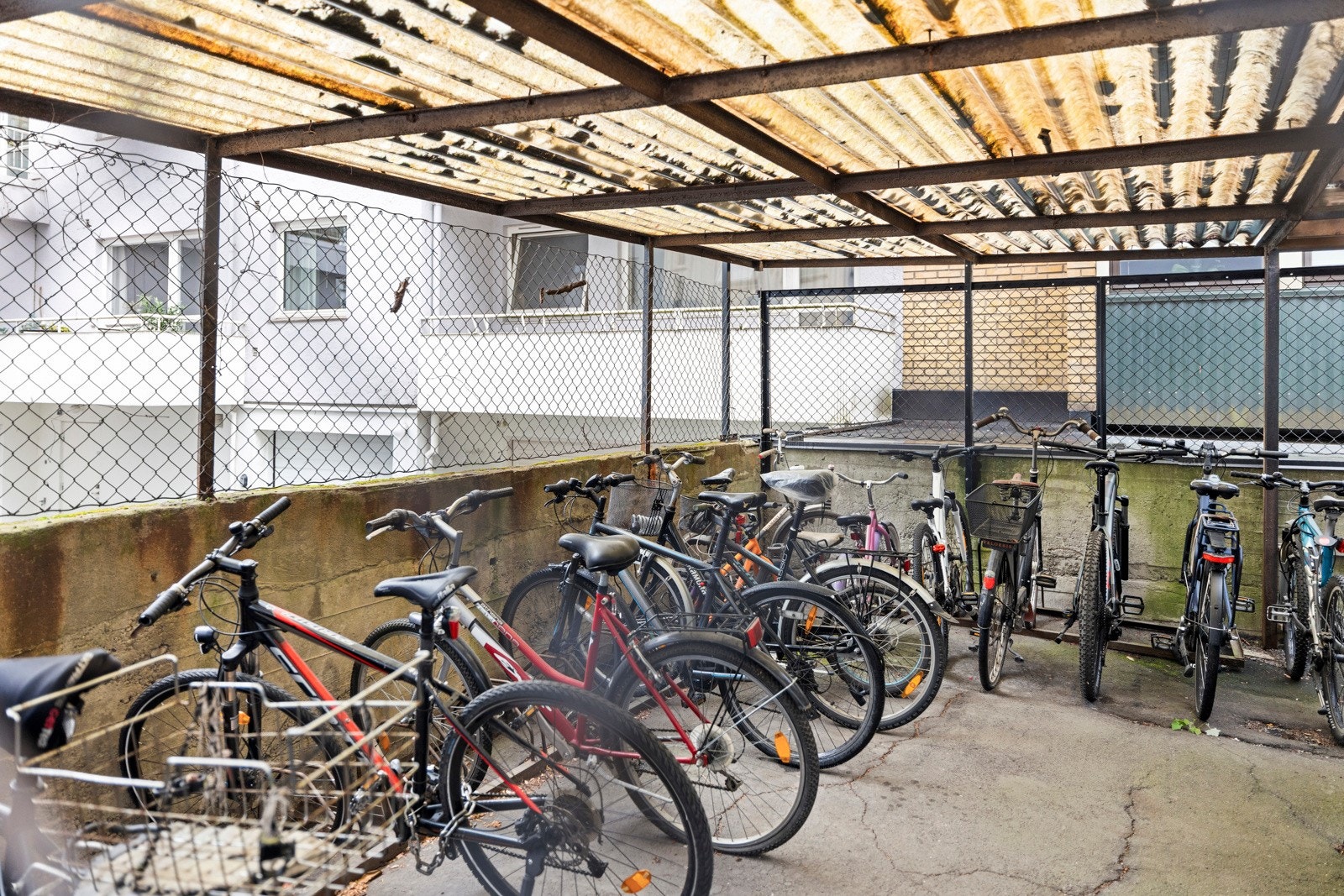 Sameiet har sykkelparkering. Galleribilde