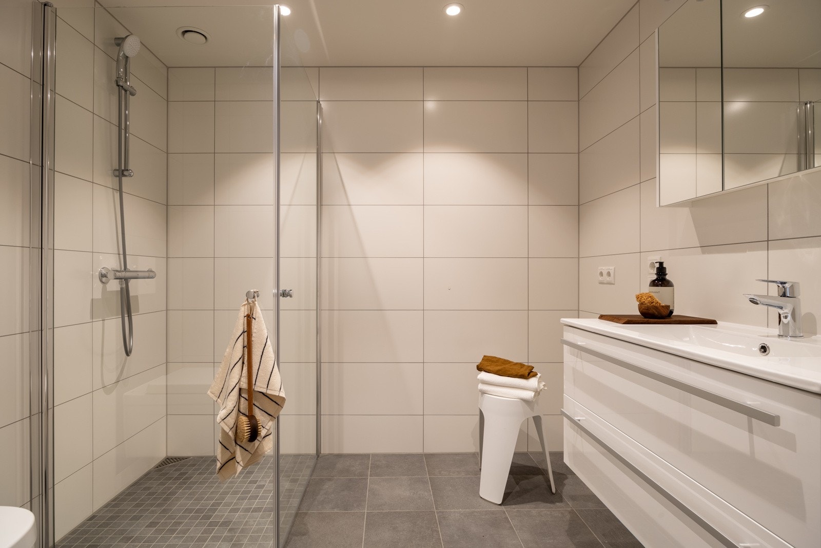 Leiligheten har totalt to baderom. Galleribilde