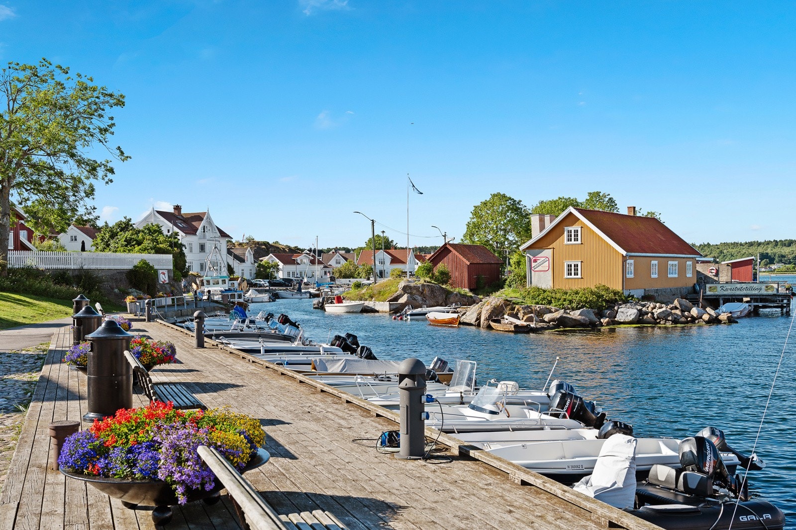 Nevlunghavn - en sjarmerende kystperle Galleribilde