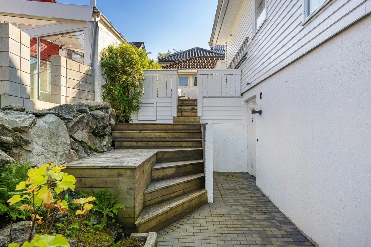 Privat inngang Galleribilde