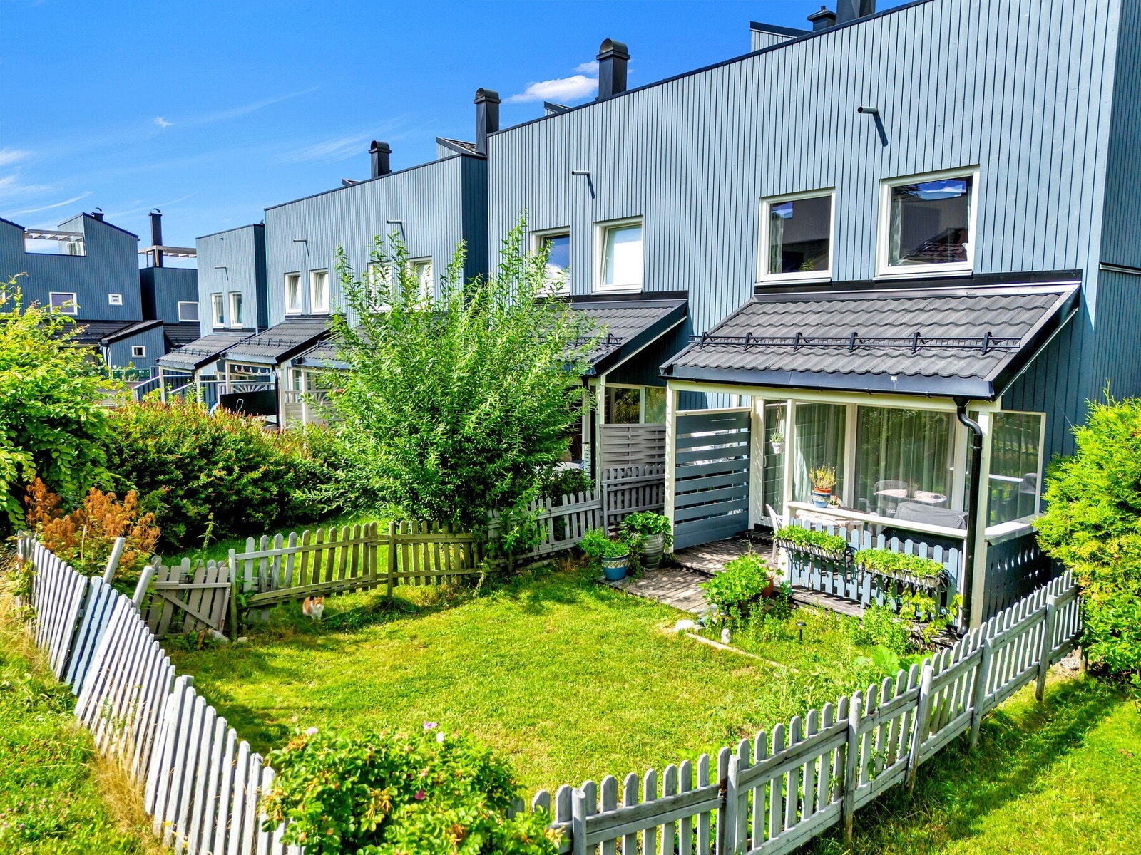 Velkommen til Holtgrenda - et trivelig og familievennlig borettslag. Galleribilde