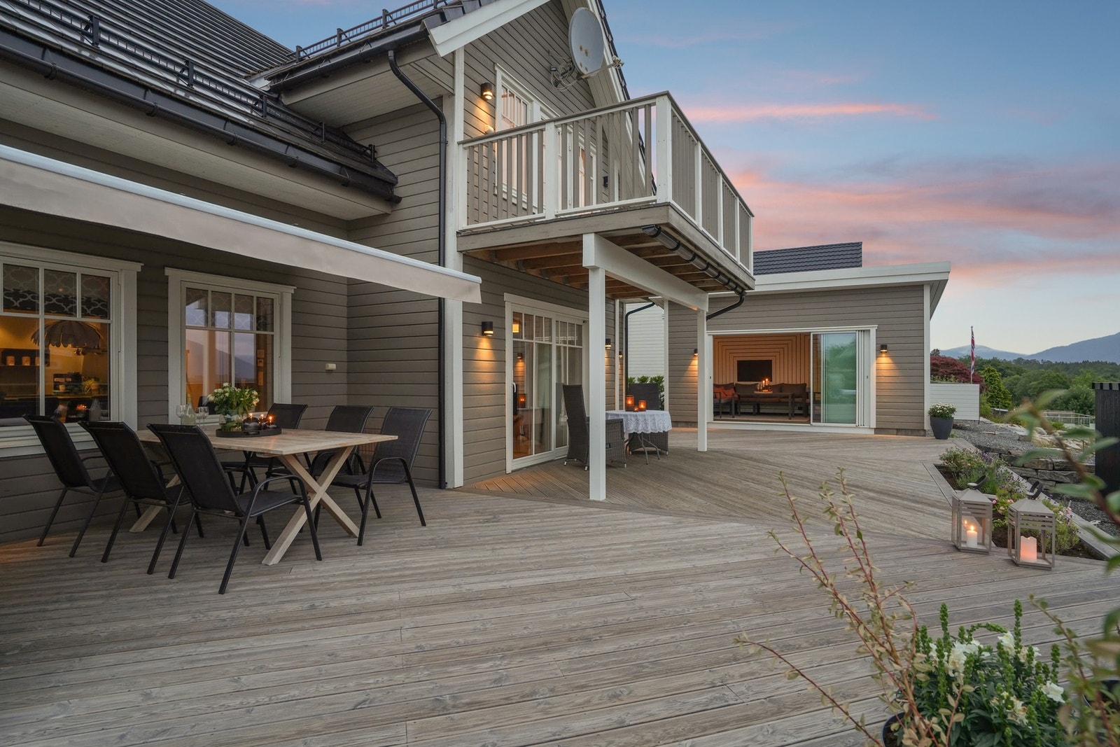 Velkommen til Grindvikvegen 9B! En lekker enebolig med påkostet standard. Galleribilde