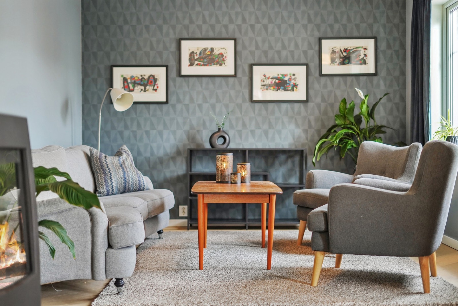 Gjennomført i delikat stil - et perfekt rom for både avslapning og selskapeligheter. Galleribilde