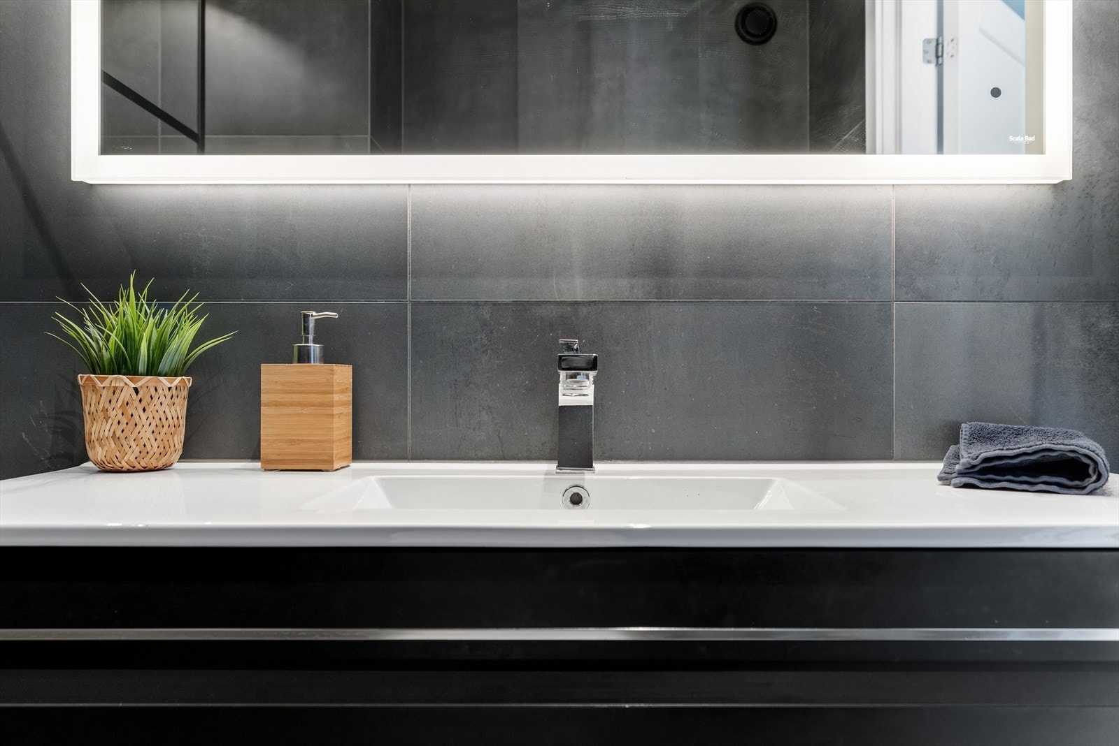 Detaljbilde, bad. Galleribilde