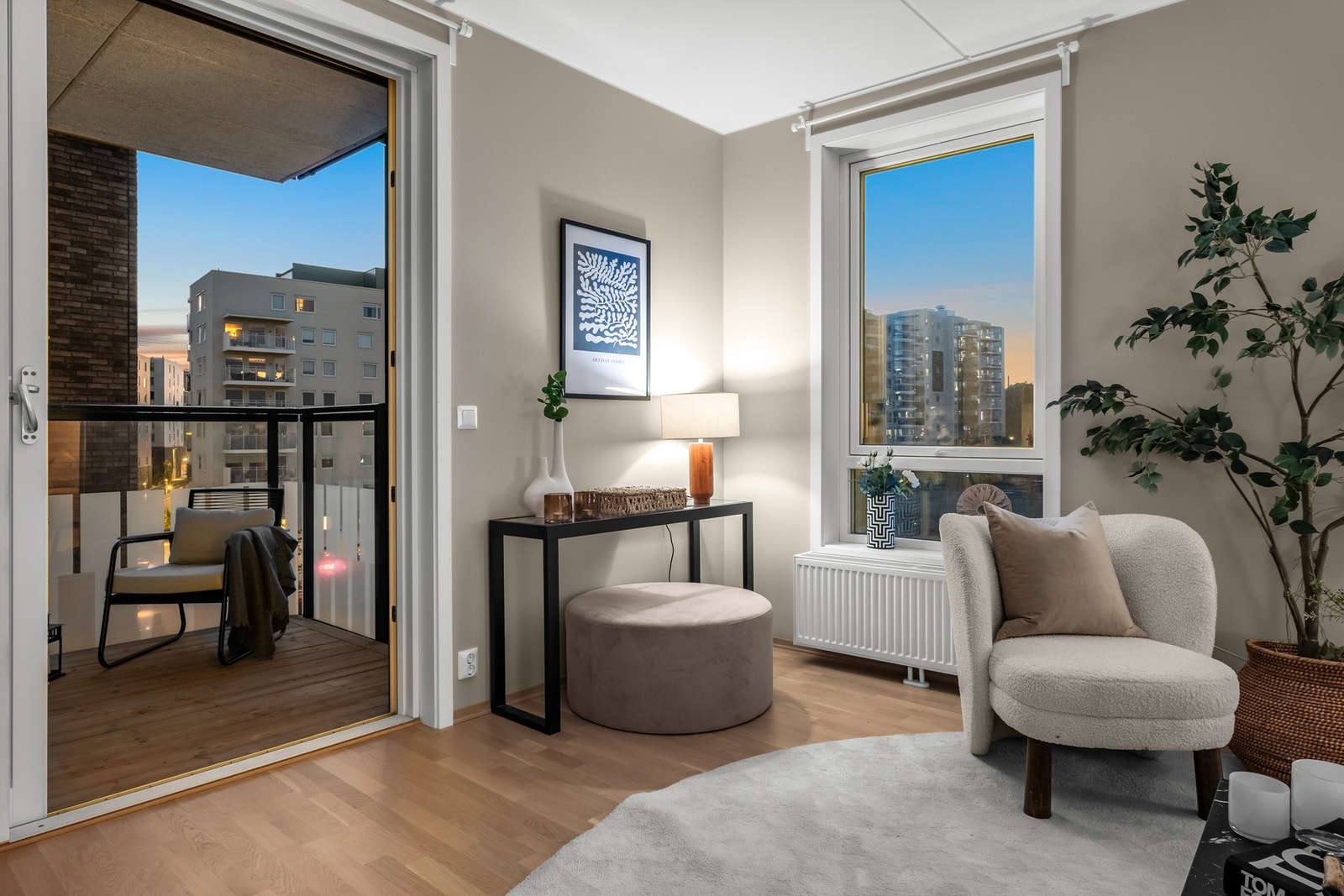 Har du spørsmål eller har behov for e-takst i forbindelse med finansiering kan dette ordnes på kort varsel. Ta kontakt på 45 66 79 79. Galleribilde