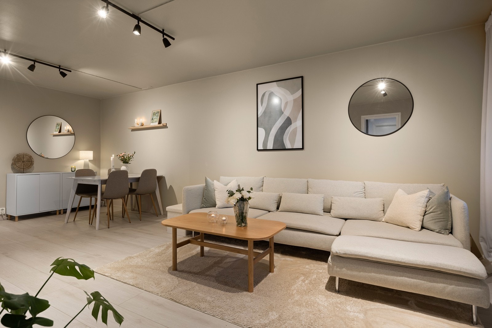 Her er det elektrisk oppvarming samt varme i gulv i badet Galleribilde