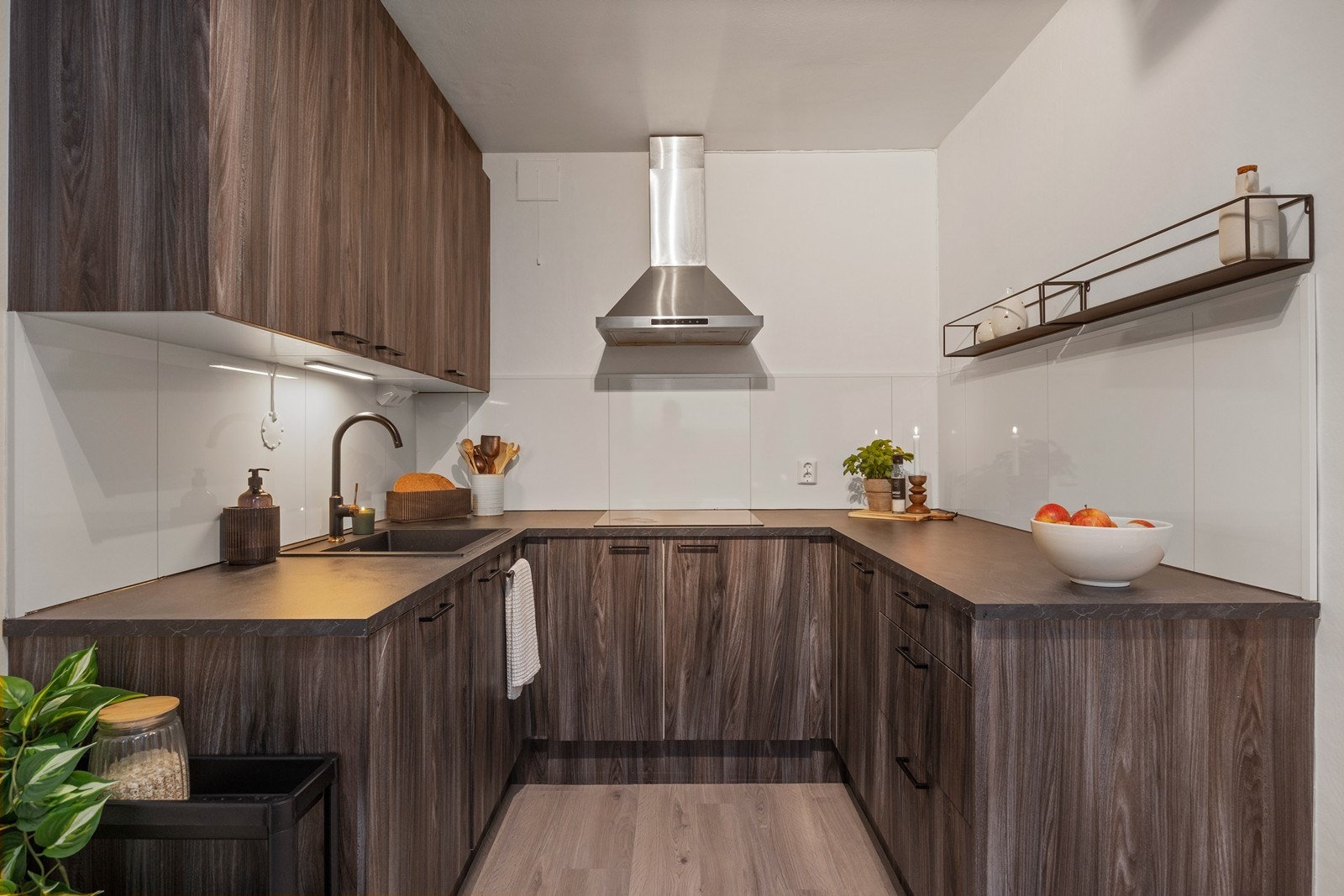 Godt utnyttet innredning i rommet Galleribilde