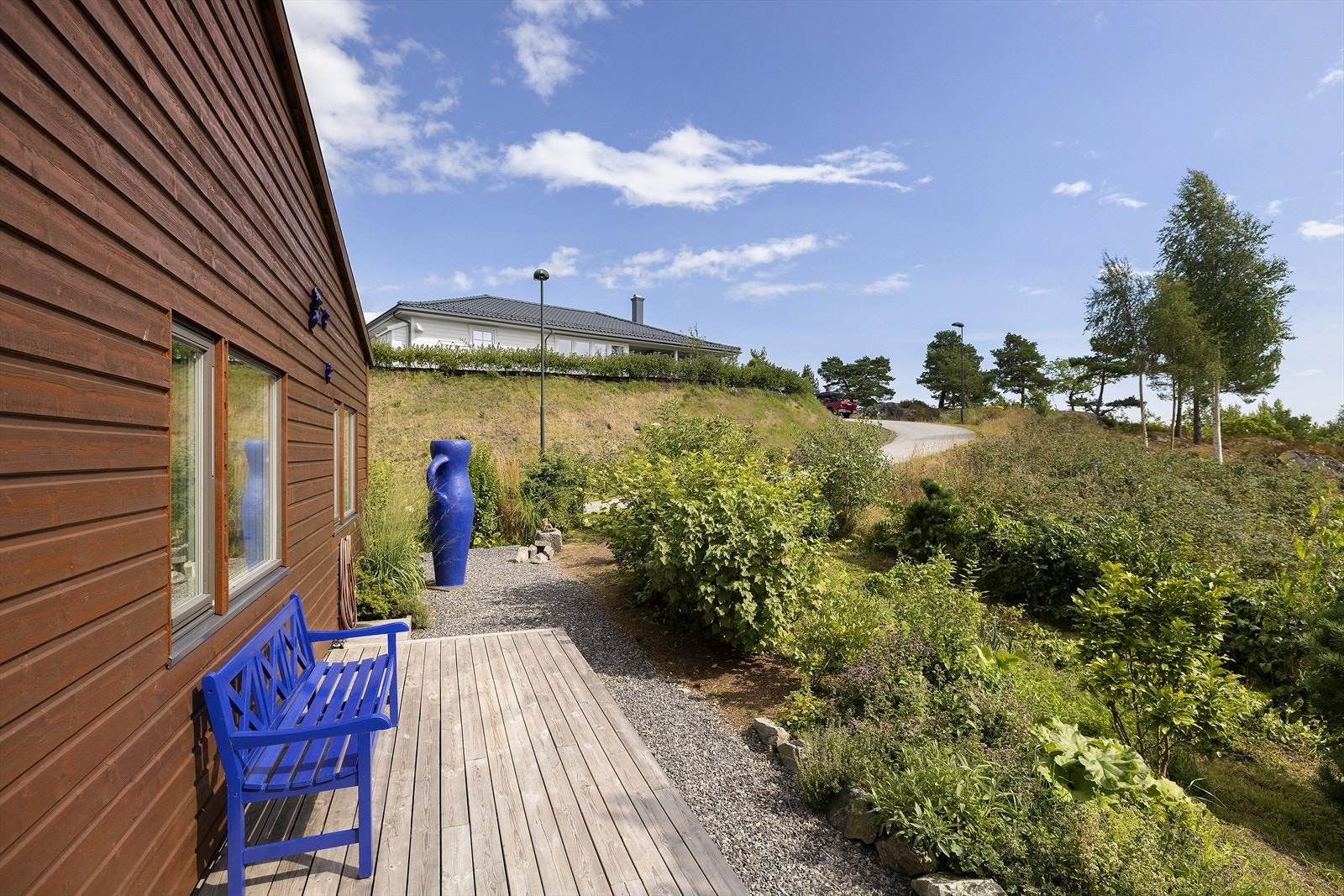 Koselig uteplass mot syd Galleribilde