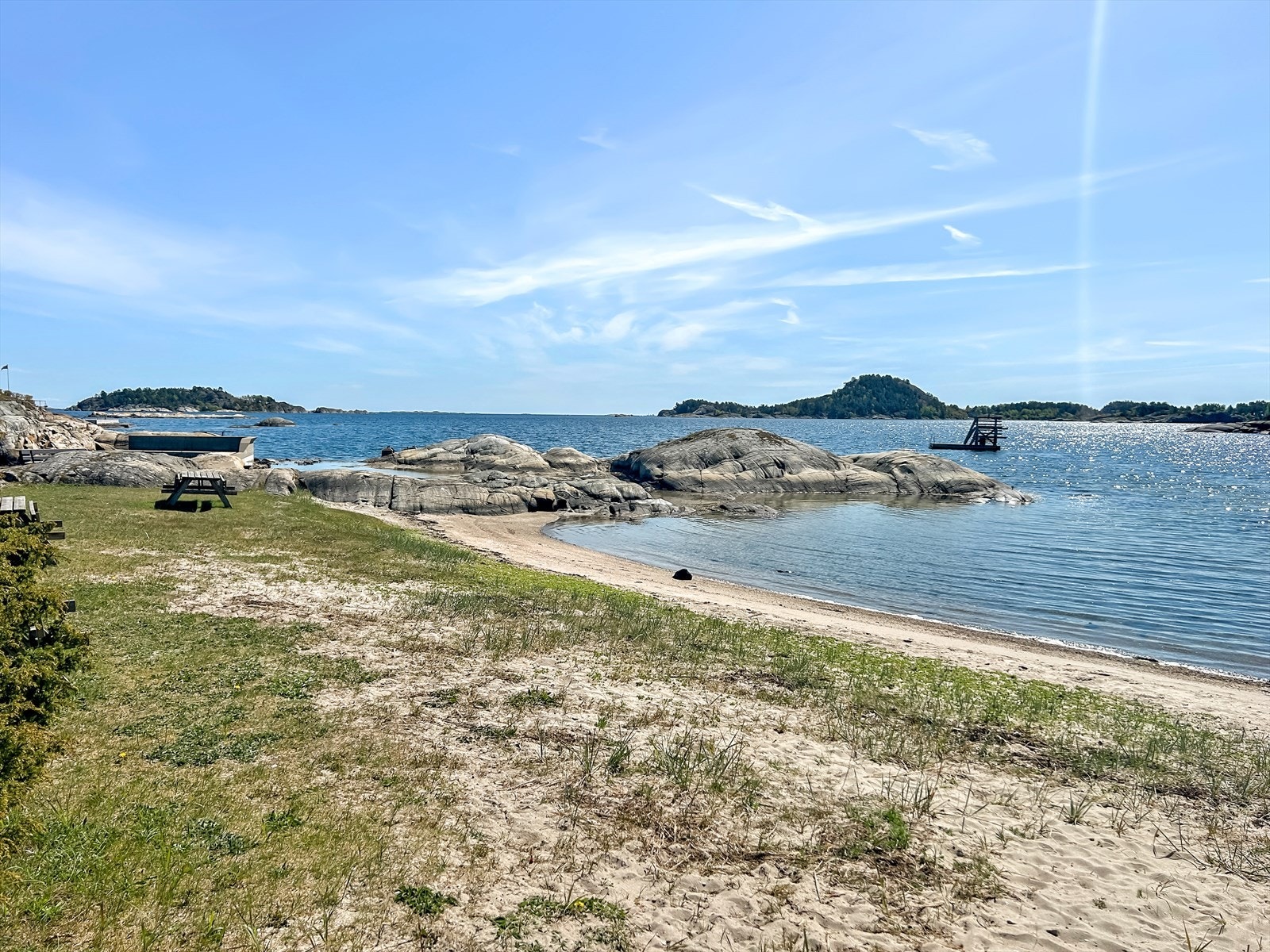 Flotte Rakkestadstranda ligger rett nedenfor boligen Galleribilde