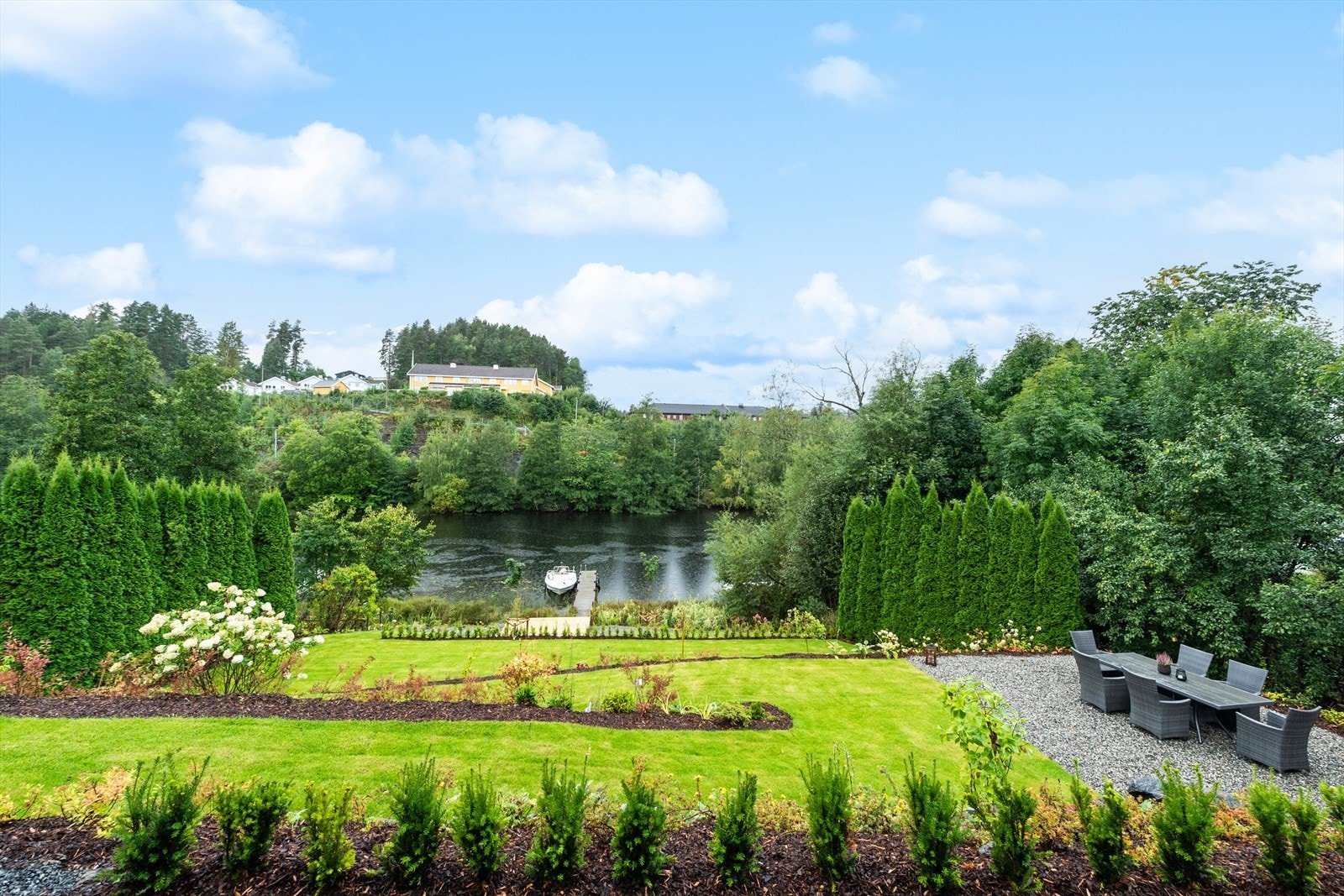 Nydelig utsikt fra boligen. Galleribilde