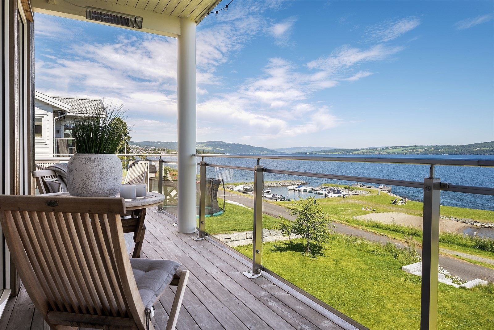 Vakkert utsyn fra balkongen. Galleribilde