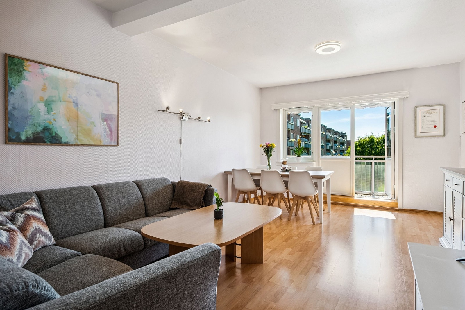 Velkommen til Schouterrassen 34! Her kan du flytte rett inn! Galleribilde