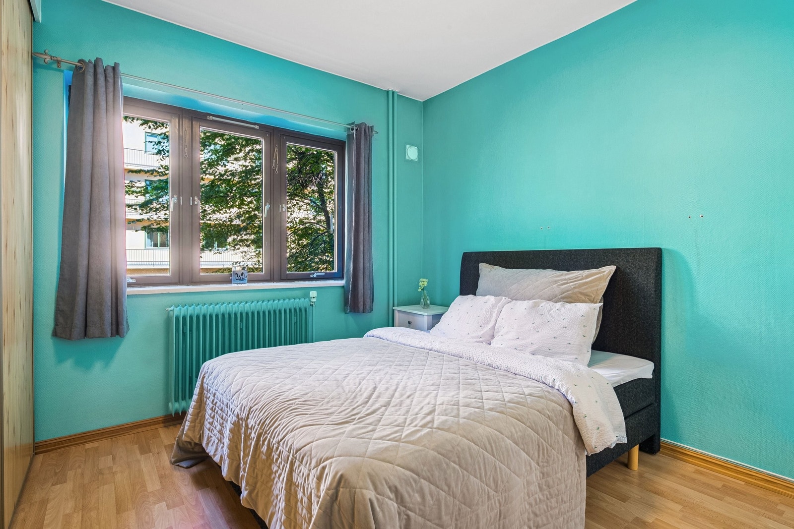 Her kommer morgensolen inn og gir en forfriskende start på dagen! Galleribilde