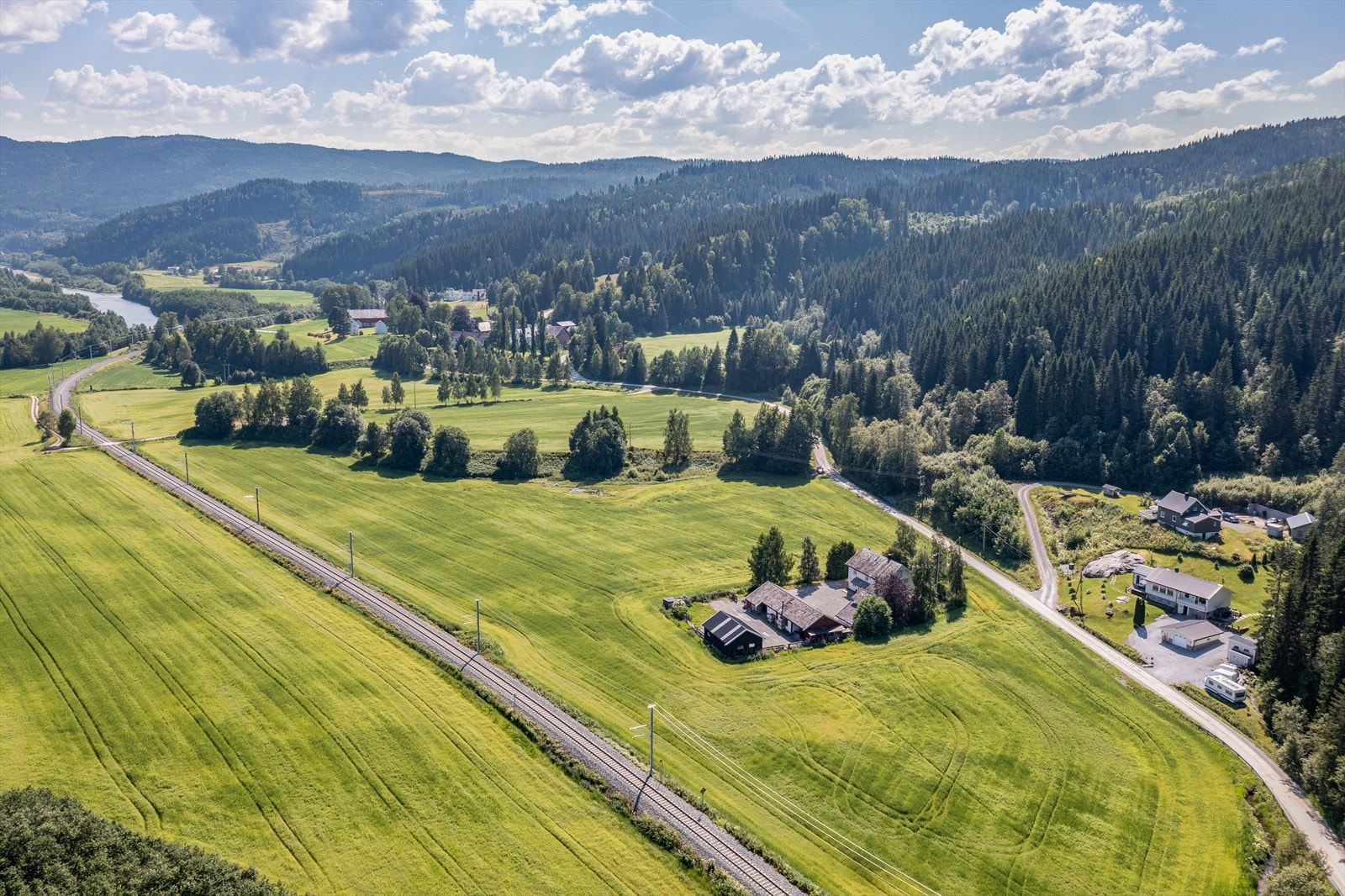 14,3 daa med fulldyrka jord Galleribilde