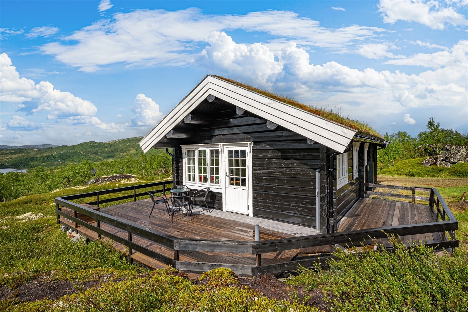 Terrassen er totalt 41 kvm. Galleribilde