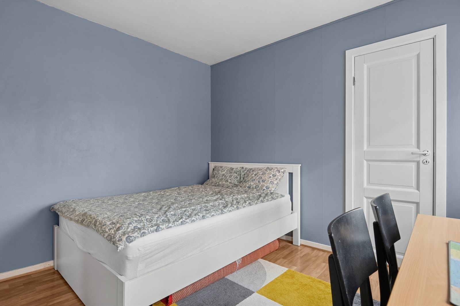 Soverommet legger til rette for pc-pult og mulighet for kontor eller hobbyområde. Galleribilde