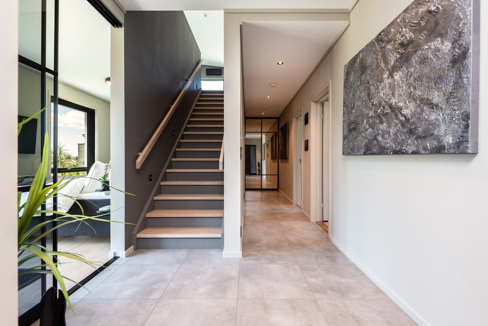 Her er det vannbåren gulvvarme i hele 1. etasje. Galleribilde