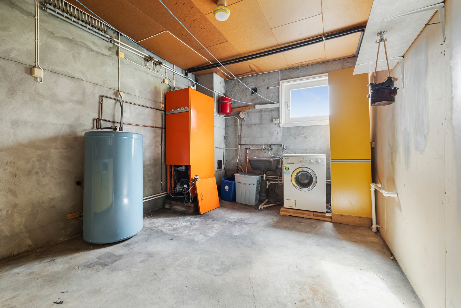 Bod i underetasje. Galleribilde